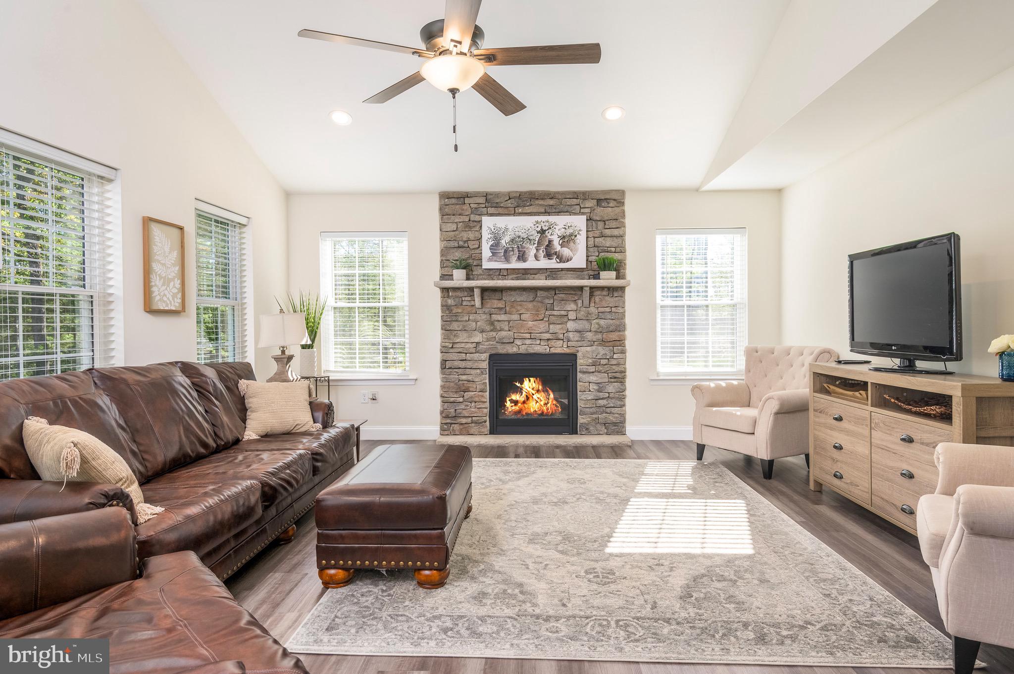 THE WOODS - Residential