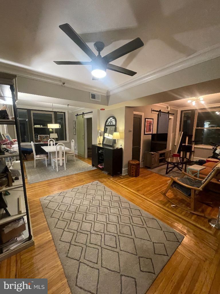 2201 CHESTNUT STREET 103