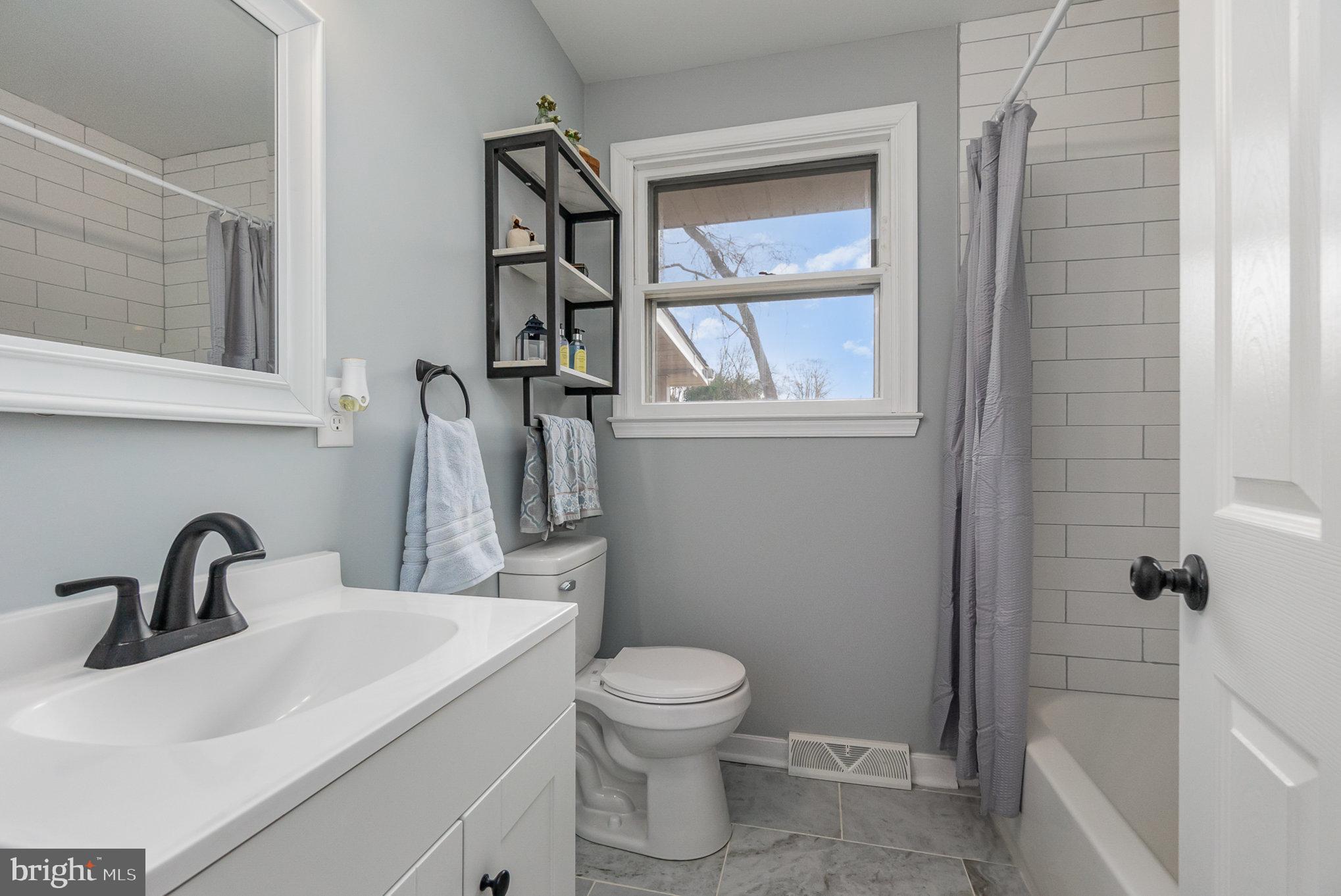 RISING SUN - Residential