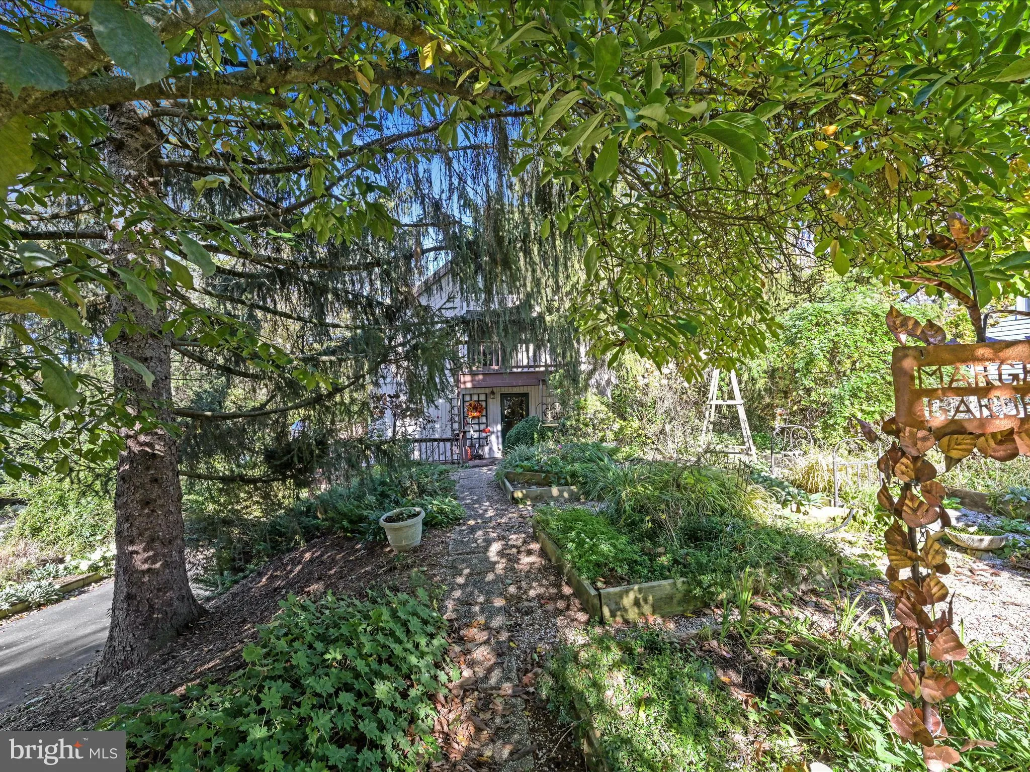 Auburn, Pennsylvania 17922, United States, 4 Bedrooms Bedrooms, ,3 BathroomsBathrooms,Residential,Coming Soon,232411