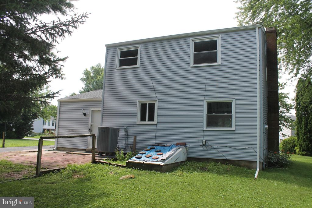 Photo of 126 Summer Lane, LITITZ, PA 17543 (MLS # PALA2072608)