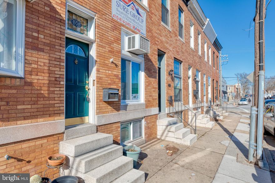 QUAINT 3 BEDROOM 2 BATH HOME. PERFECT STARTER HOME, GREAT INVESTMENT. GLISTENING HARDWOODS THROUGHOUT. AMPLE SPACE! CLOSE TO MANY AMENITIES IN THRIVING BREWERS HILLS. SCHEDULE YOUR PRIVATE SHOWING TODAY