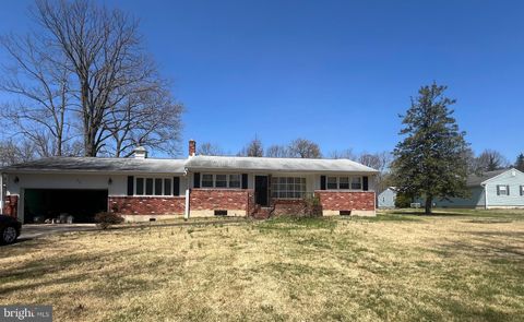 Photo of 205 Hendricks Avenue, WATERFORD WORKS, NJ 08089 (MLS # NJCD2114930)