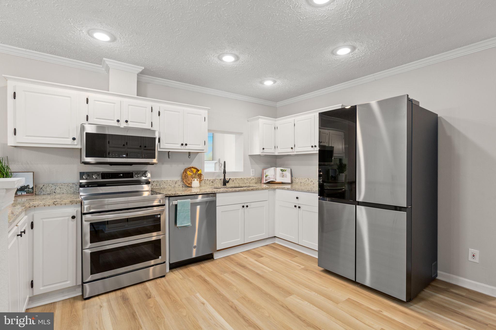 OAKRIDGE - Residential