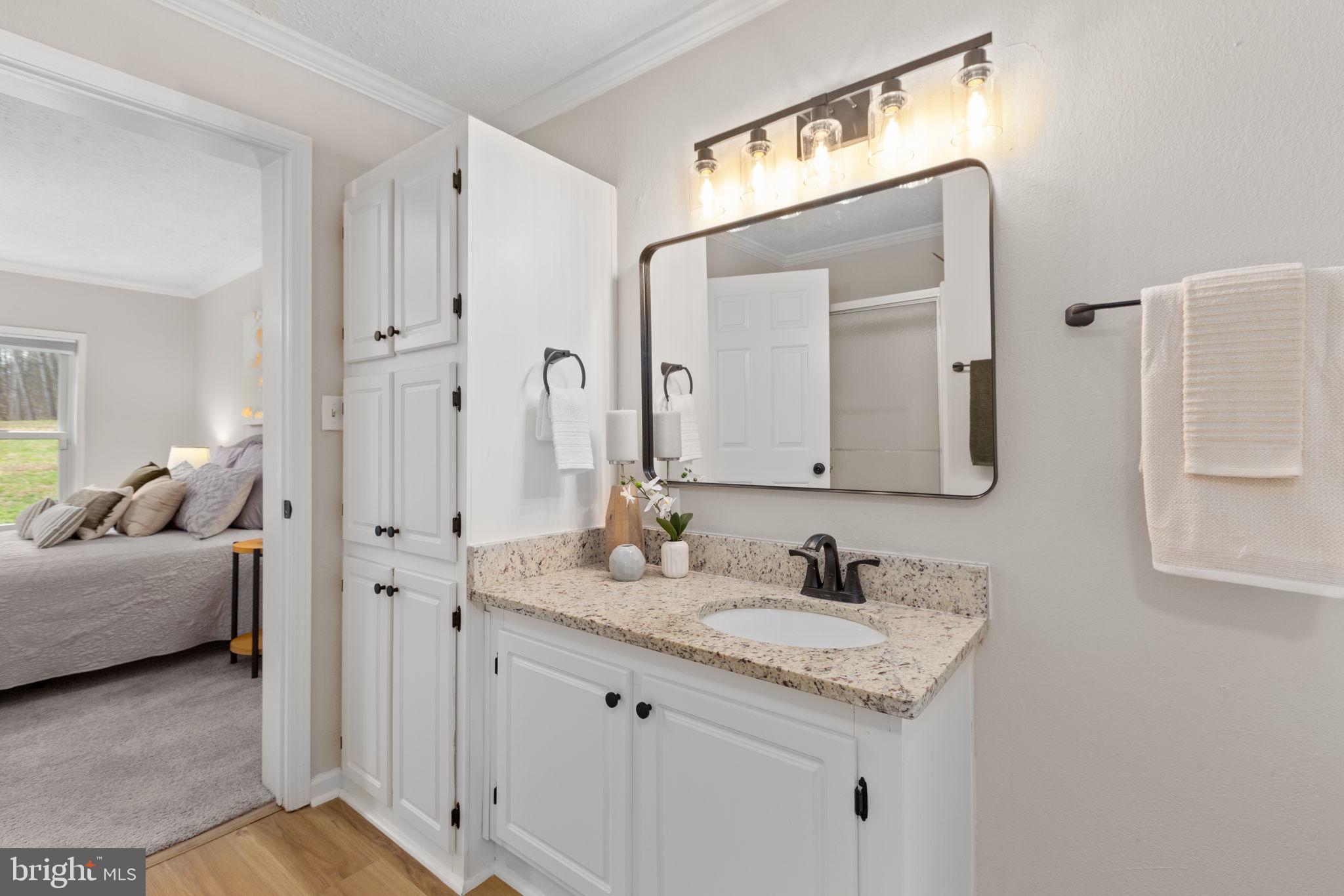 OAKRIDGE - Residential