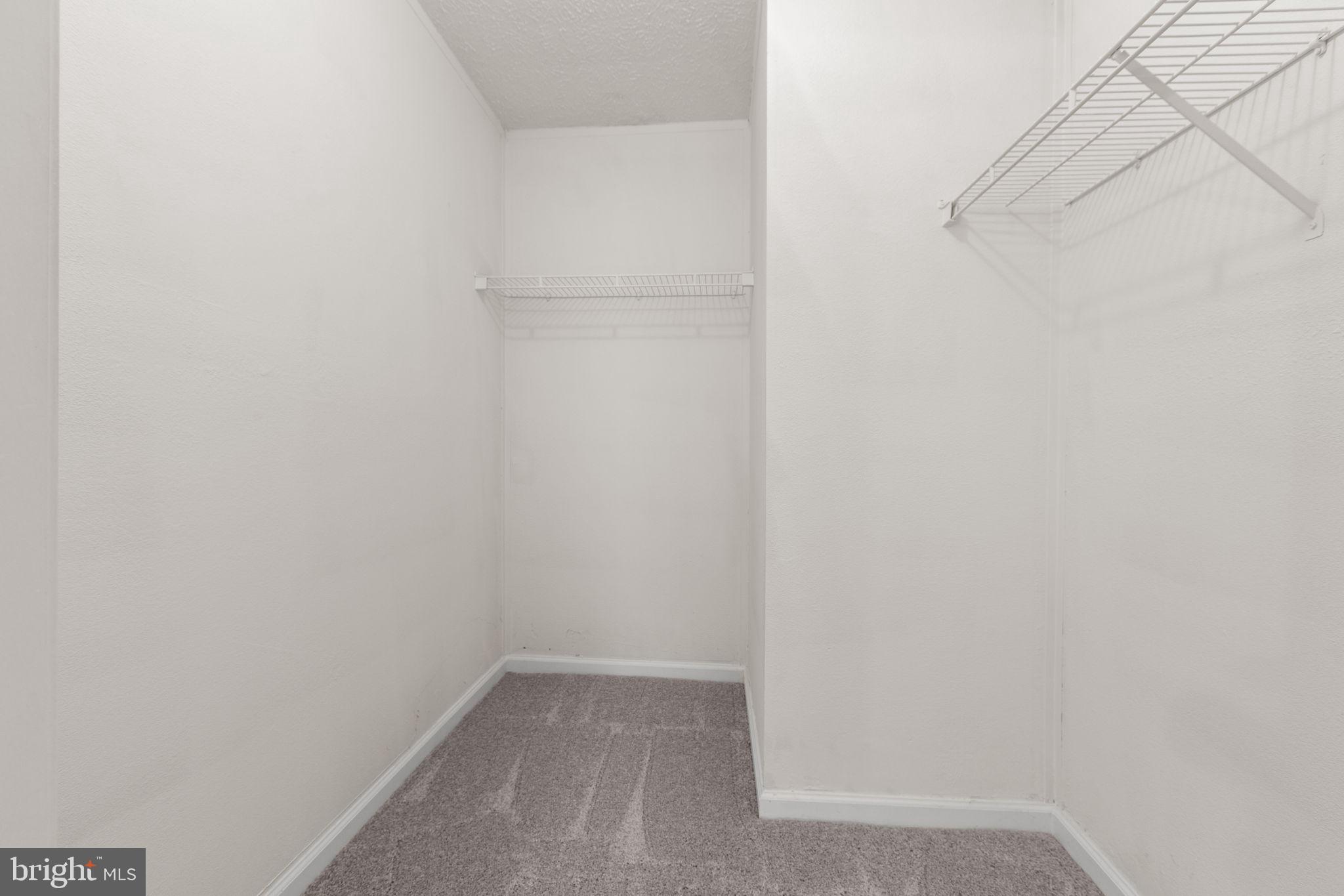 OAKRIDGE - Residential