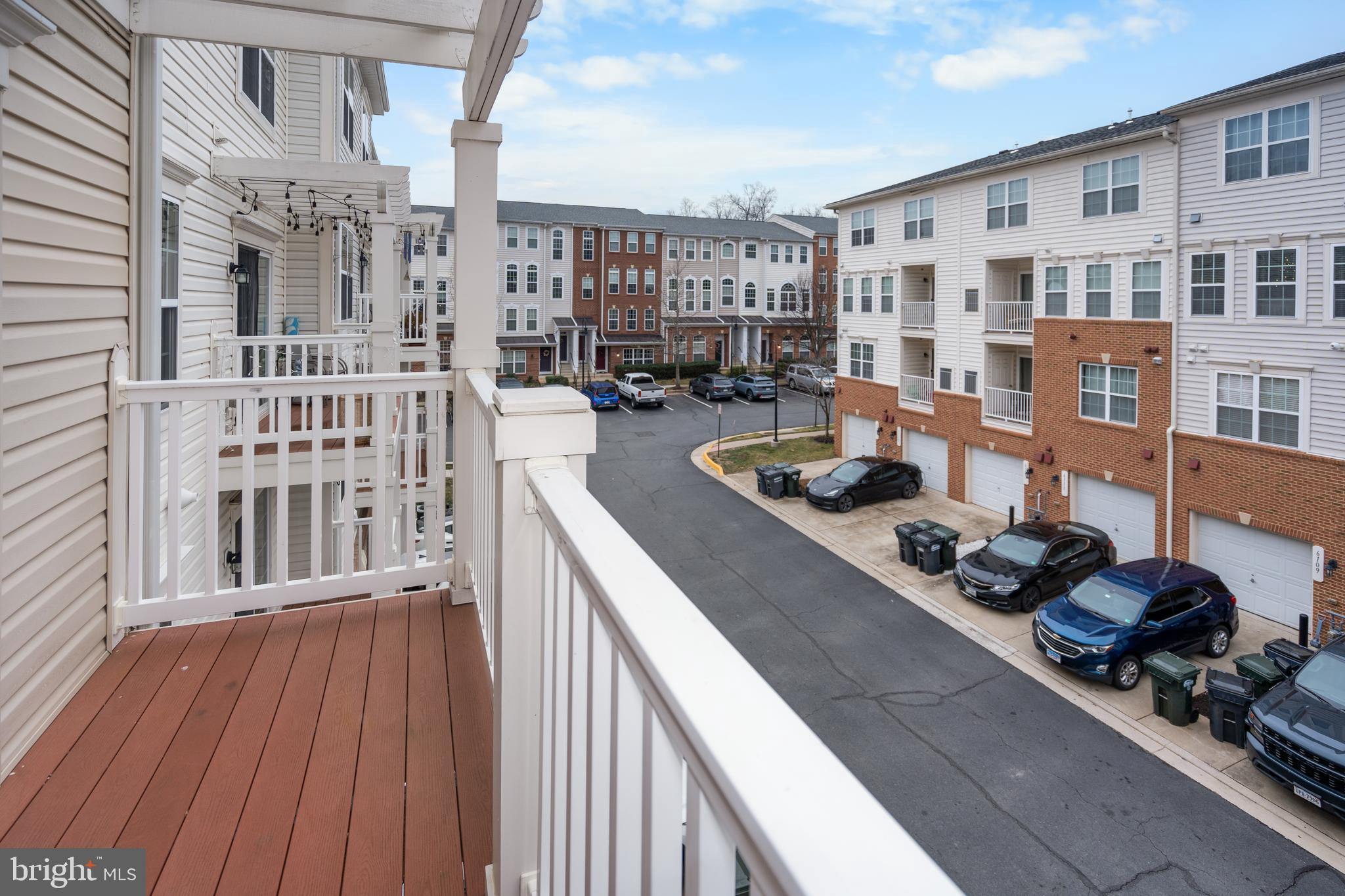 MARKET CENTER CONDOMINIUM - Residential