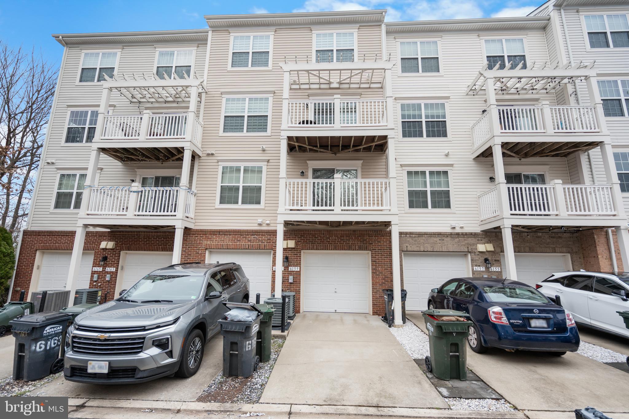 MARKET CENTER CONDOMINIUM - Residential