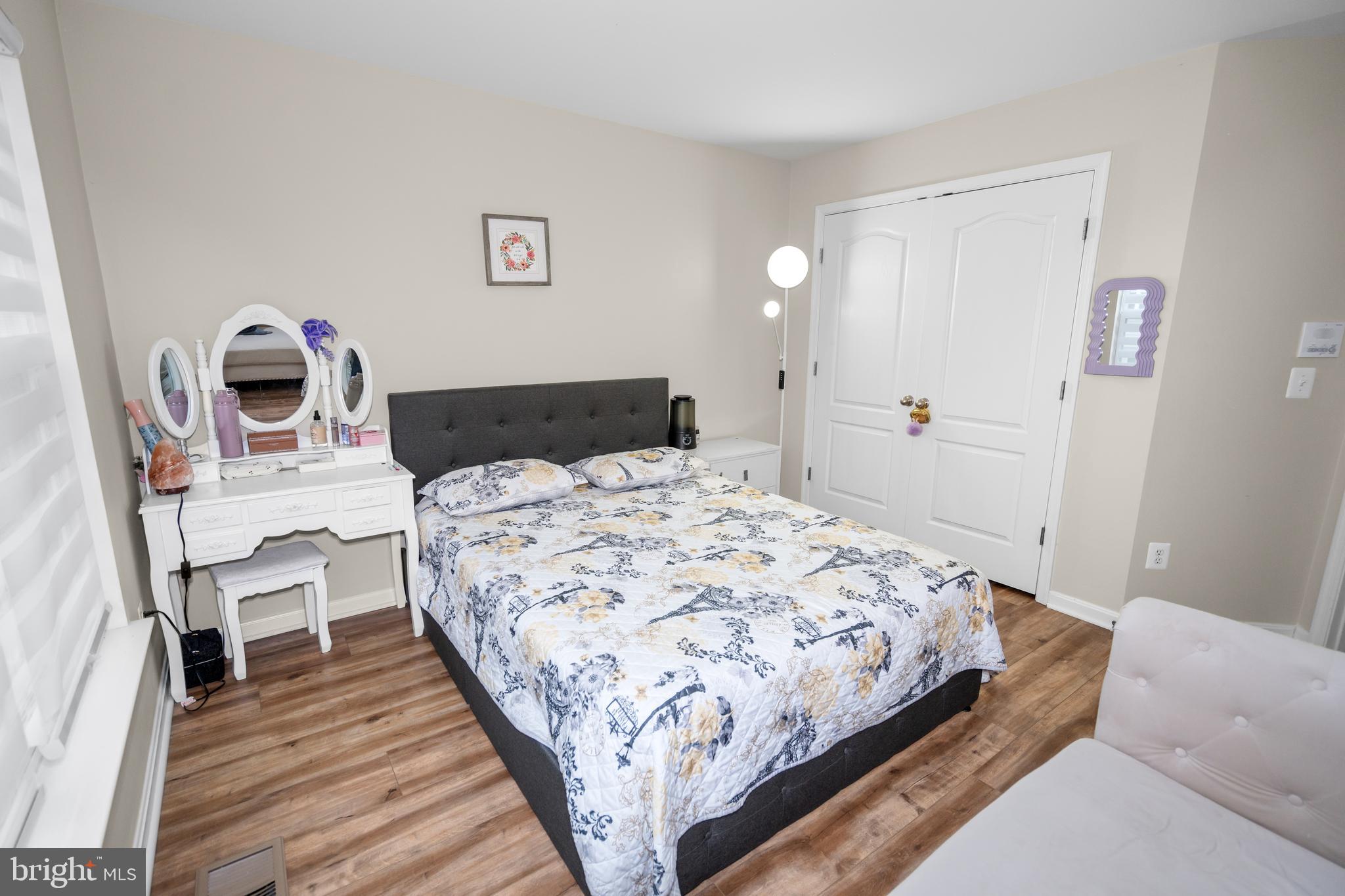 MARKET CENTER CONDOMINIUM - Residential