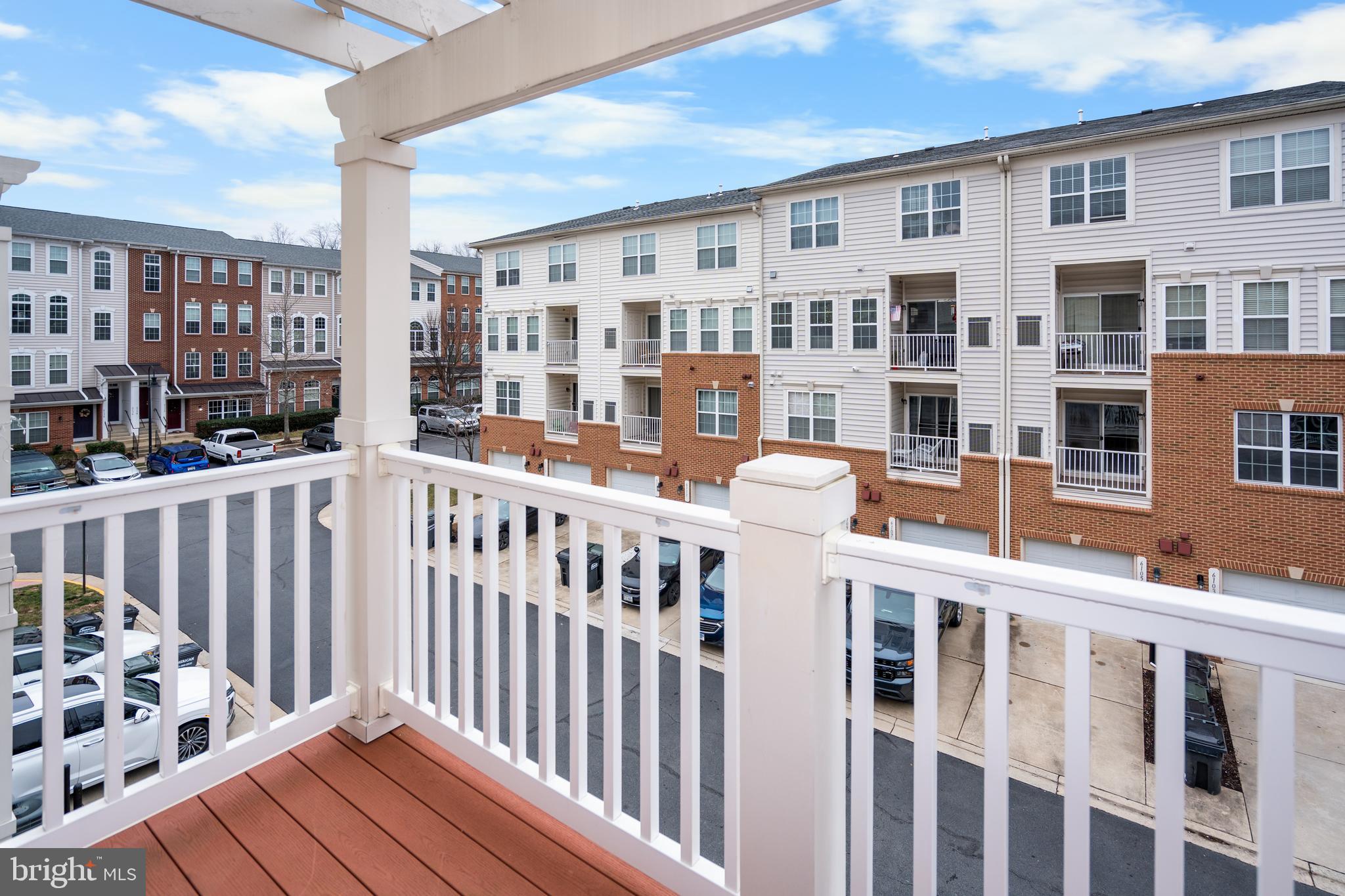 MARKET CENTER CONDOMINIUM - Residential