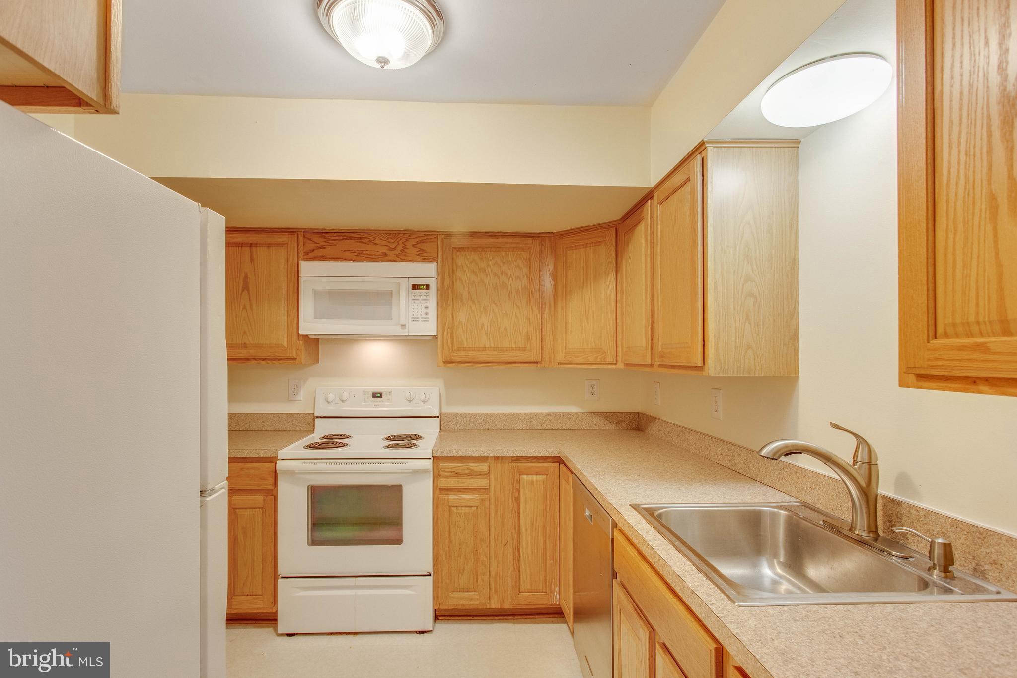 KEENE MILL WOODS - Residential