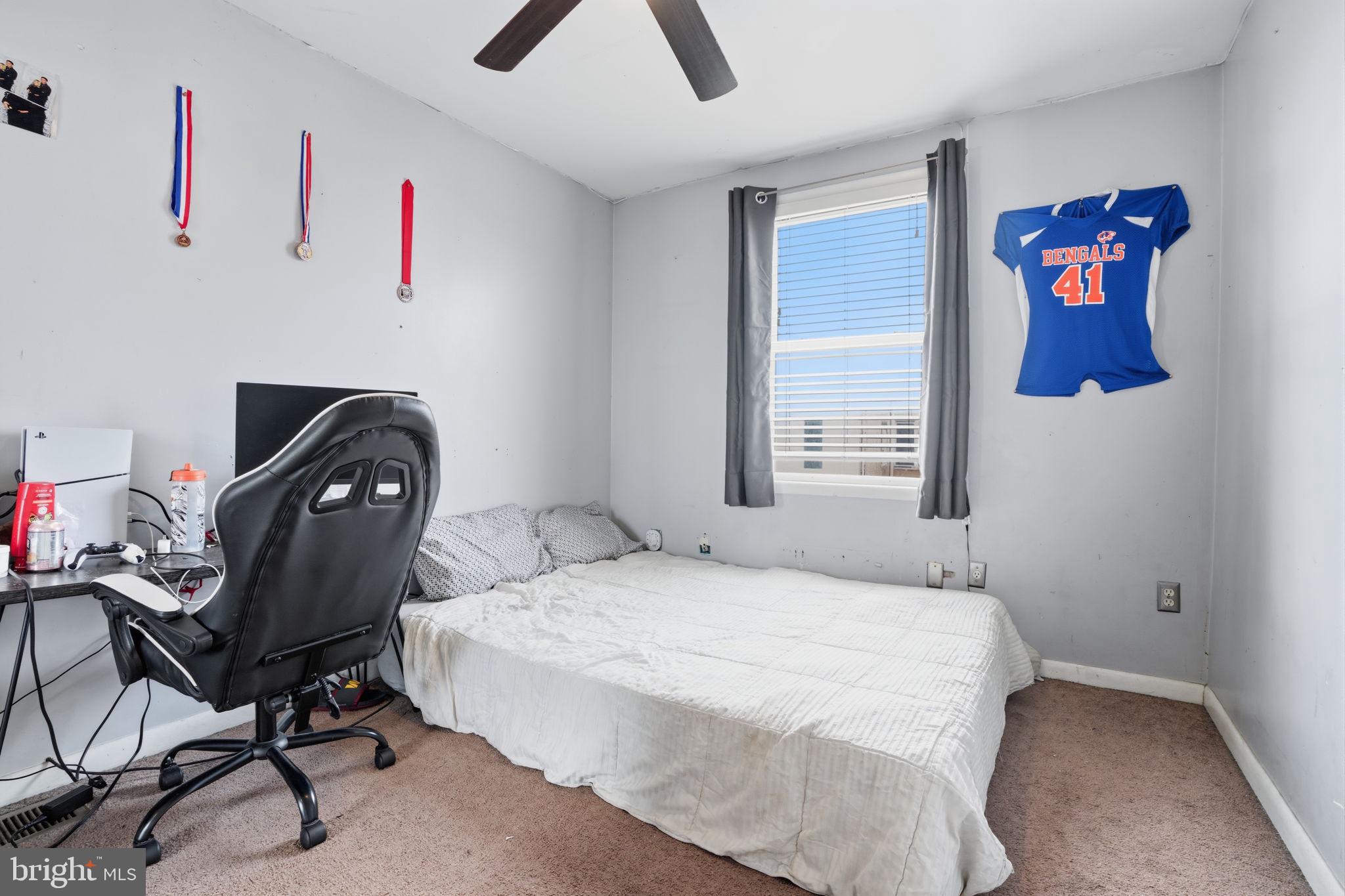 PORT RICHMOND - Residential