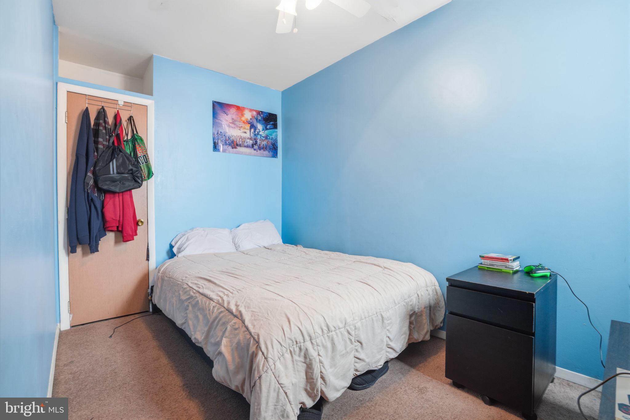 PORT RICHMOND - Residential