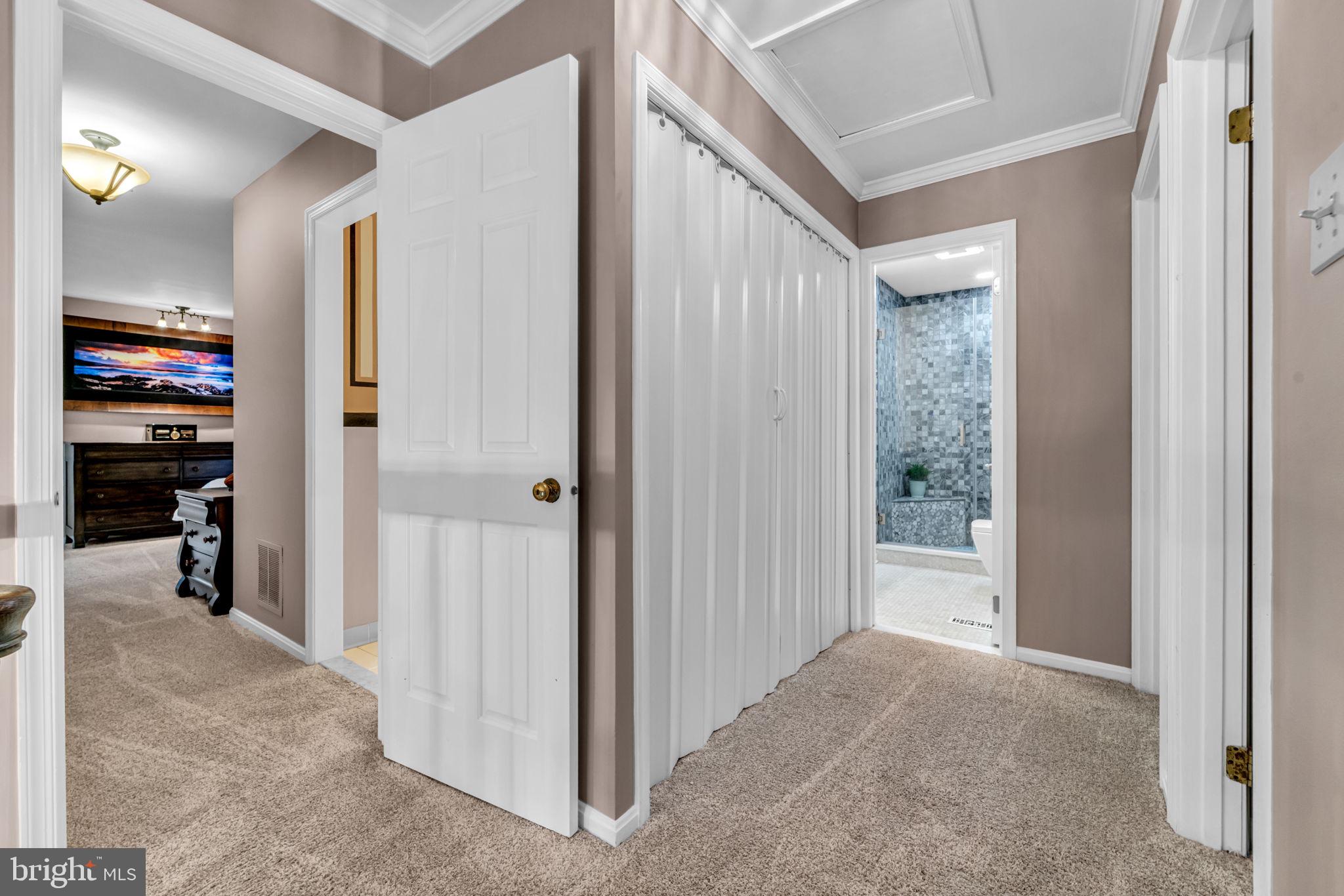 STONEHENGE - Residential