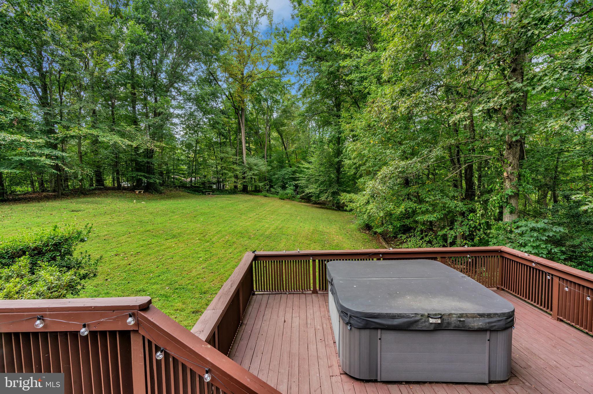 STONEHENGE - Residential