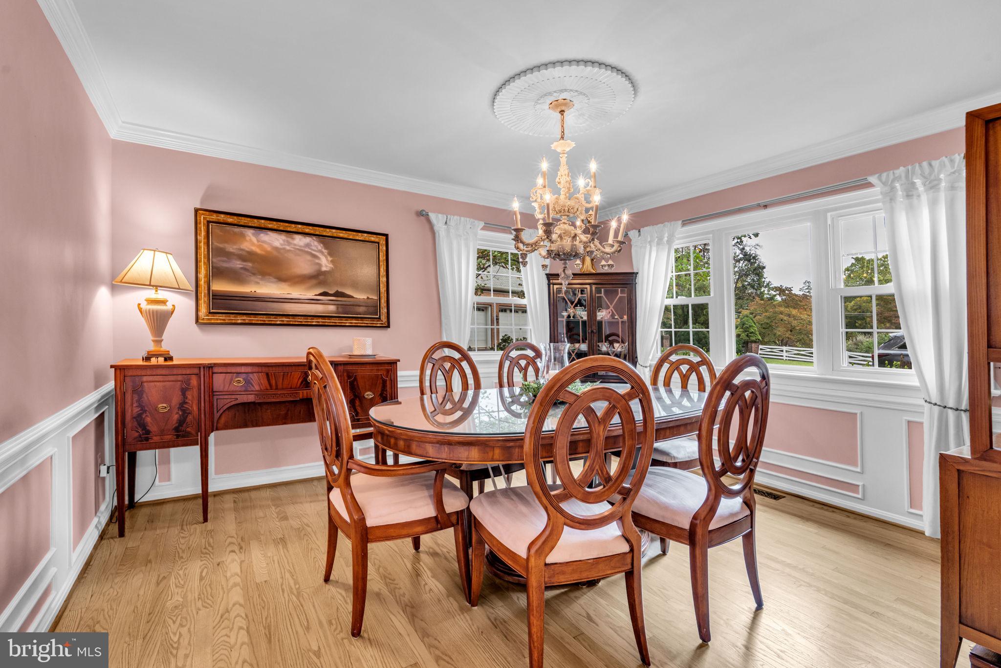 STONEHENGE - Residential