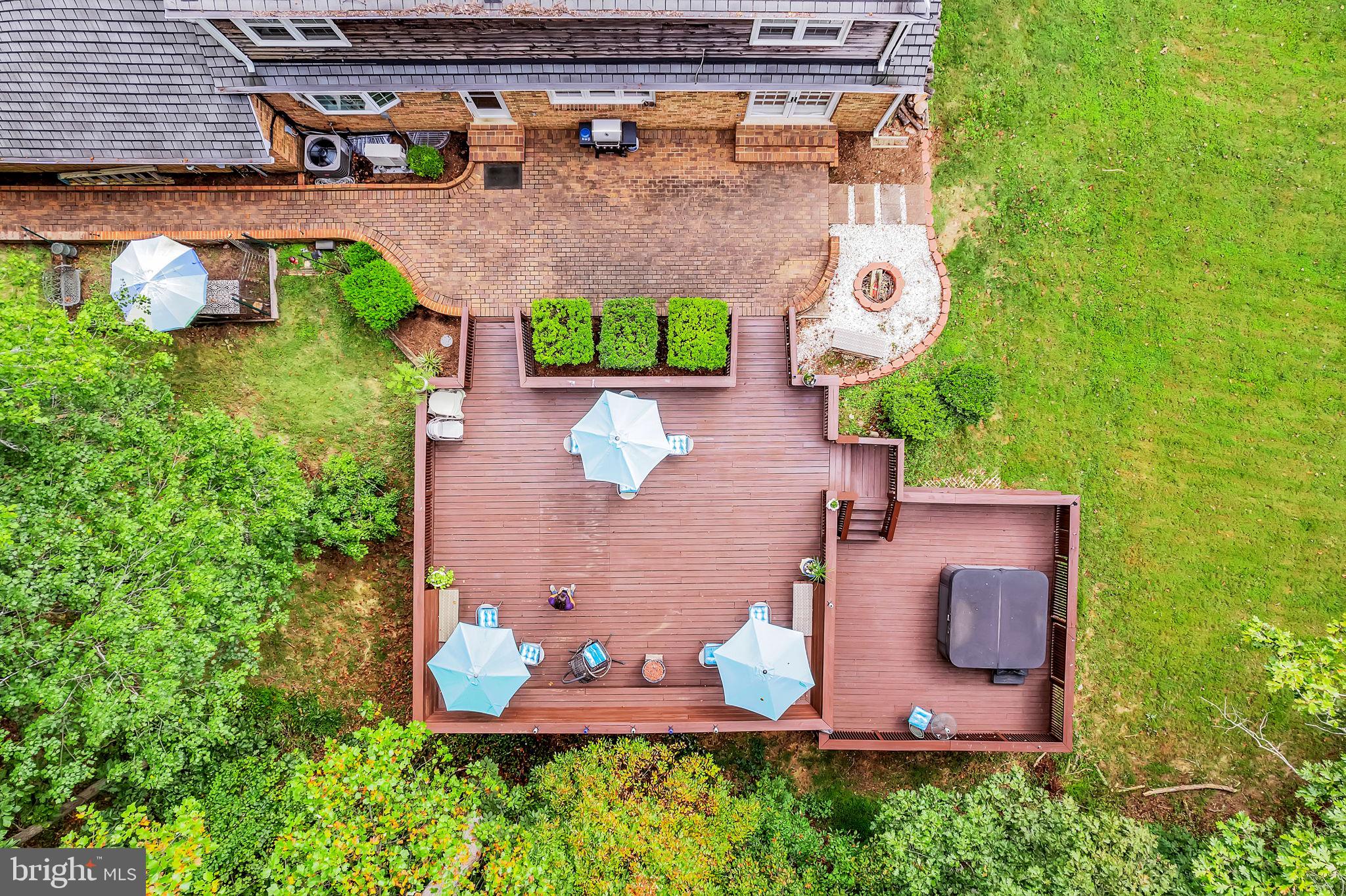 STONEHENGE - Residential