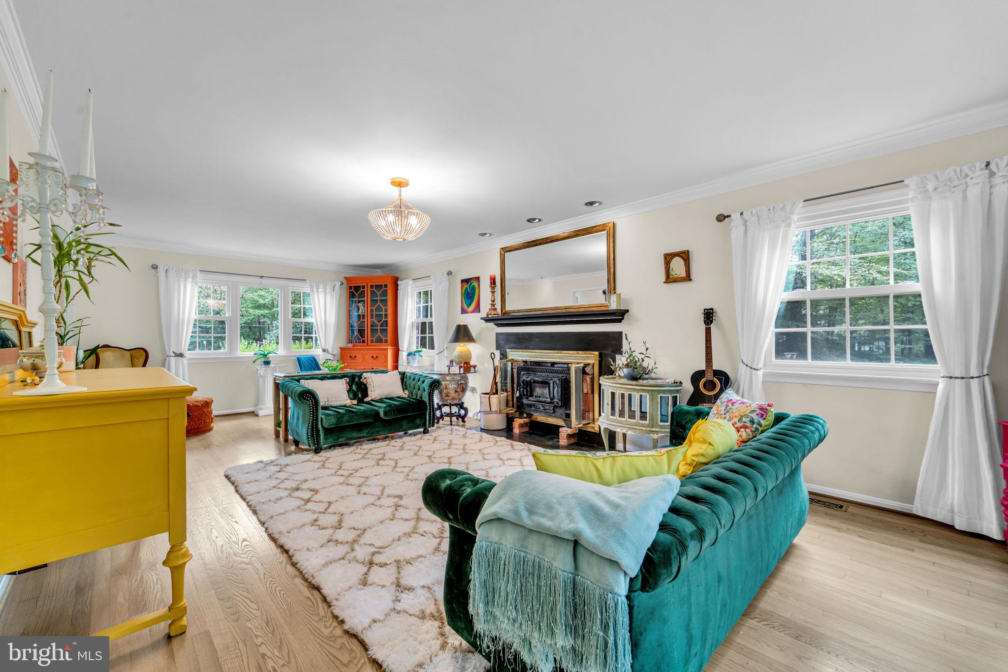 STONEHENGE - Residential