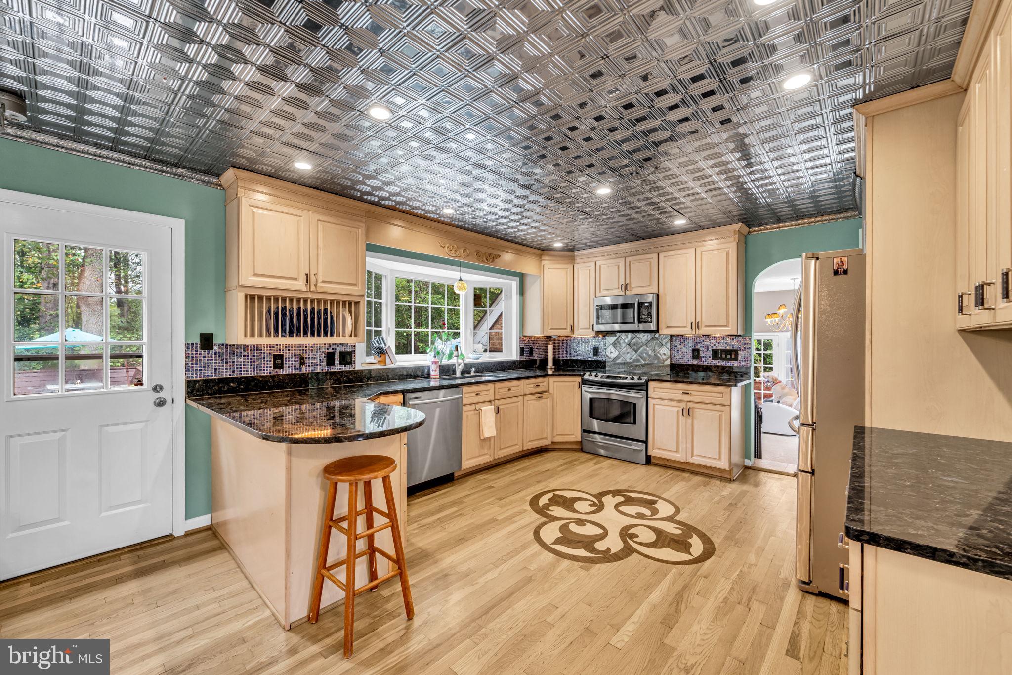 STONEHENGE - Residential