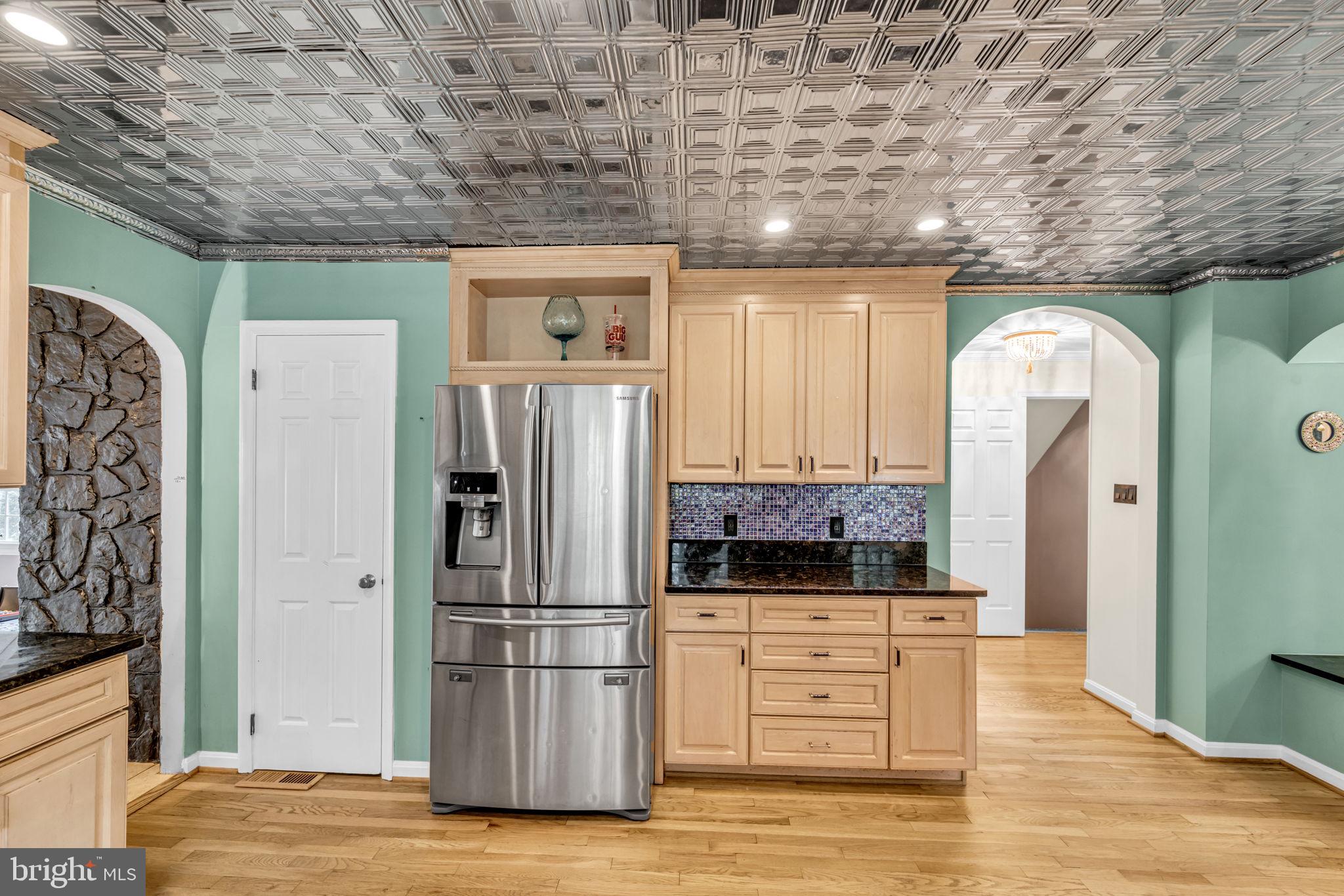 STONEHENGE - Residential