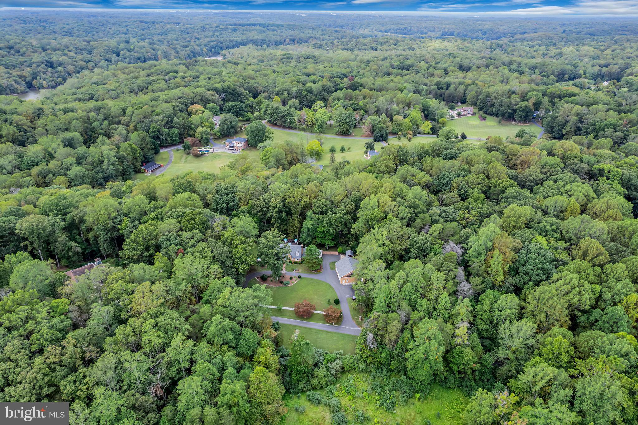 STONEHENGE - Residential