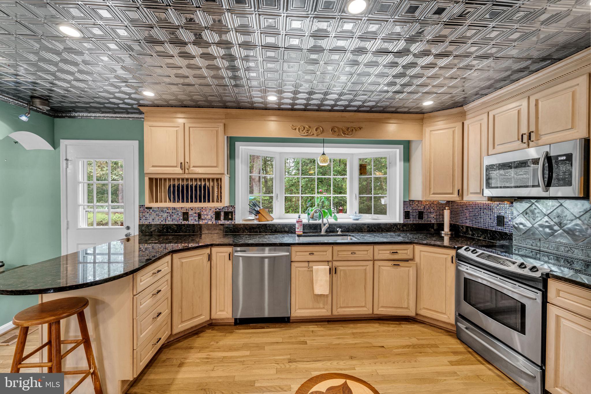 STONEHENGE - Residential