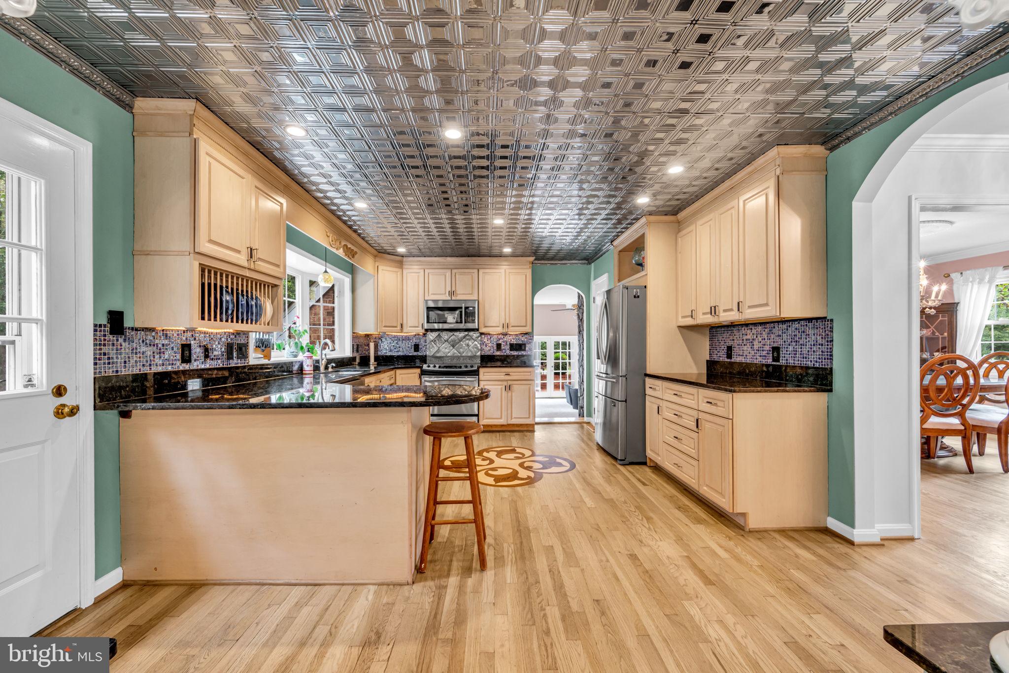 STONEHENGE - Residential