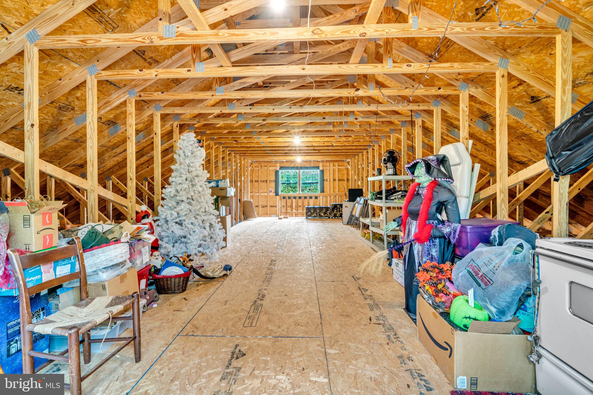 STONEHENGE - Residential