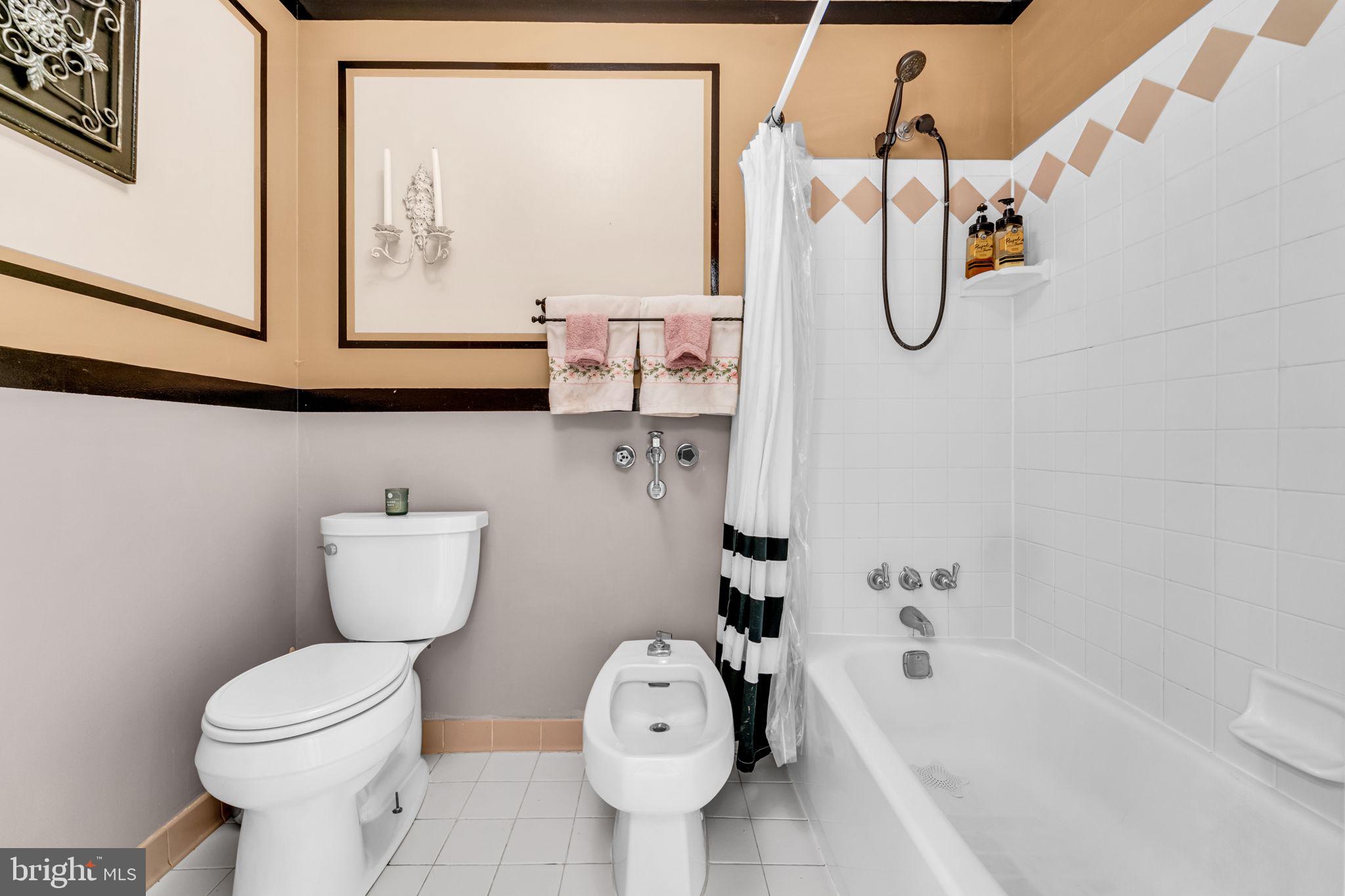 STONEHENGE - Residential