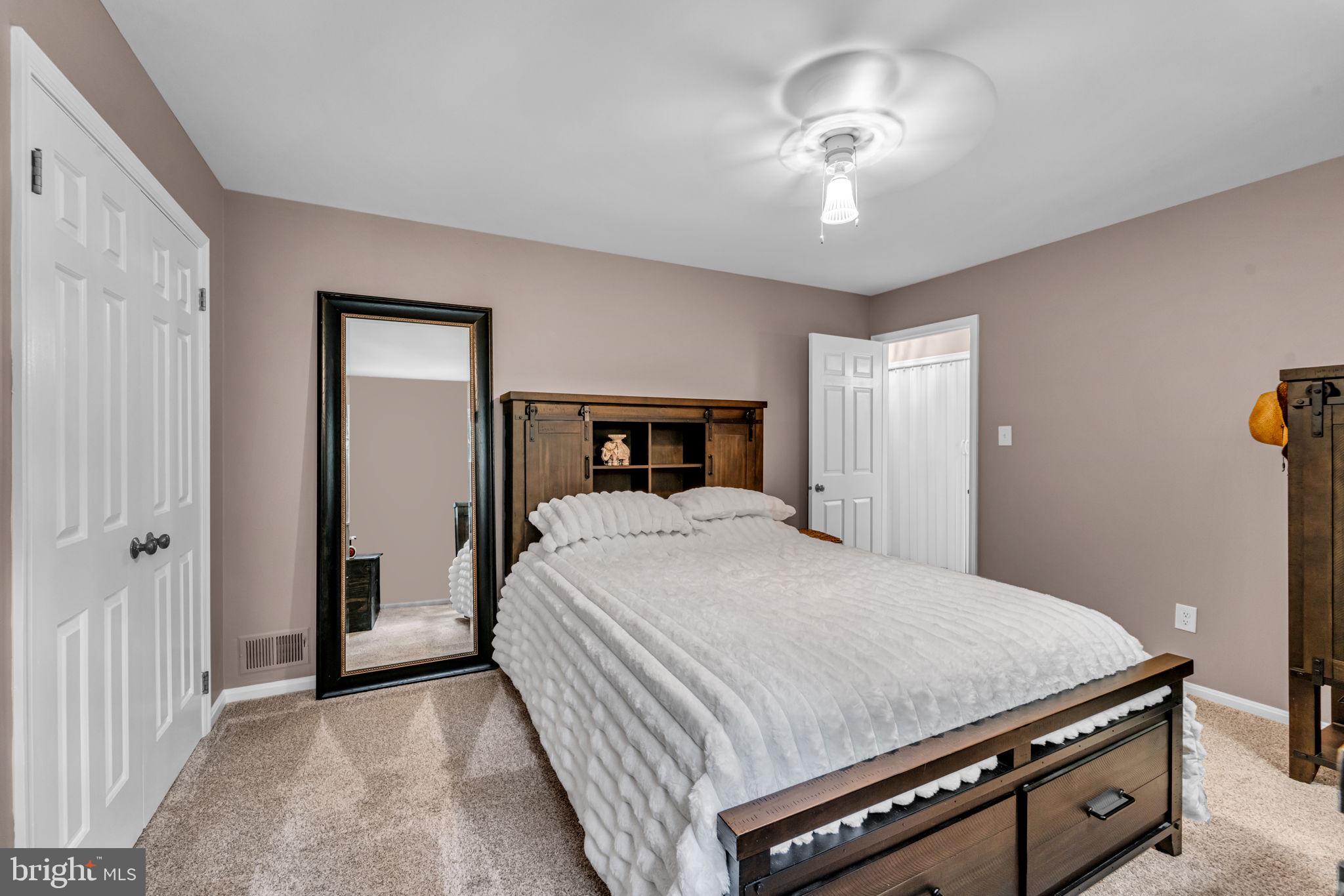 STONEHENGE - Residential