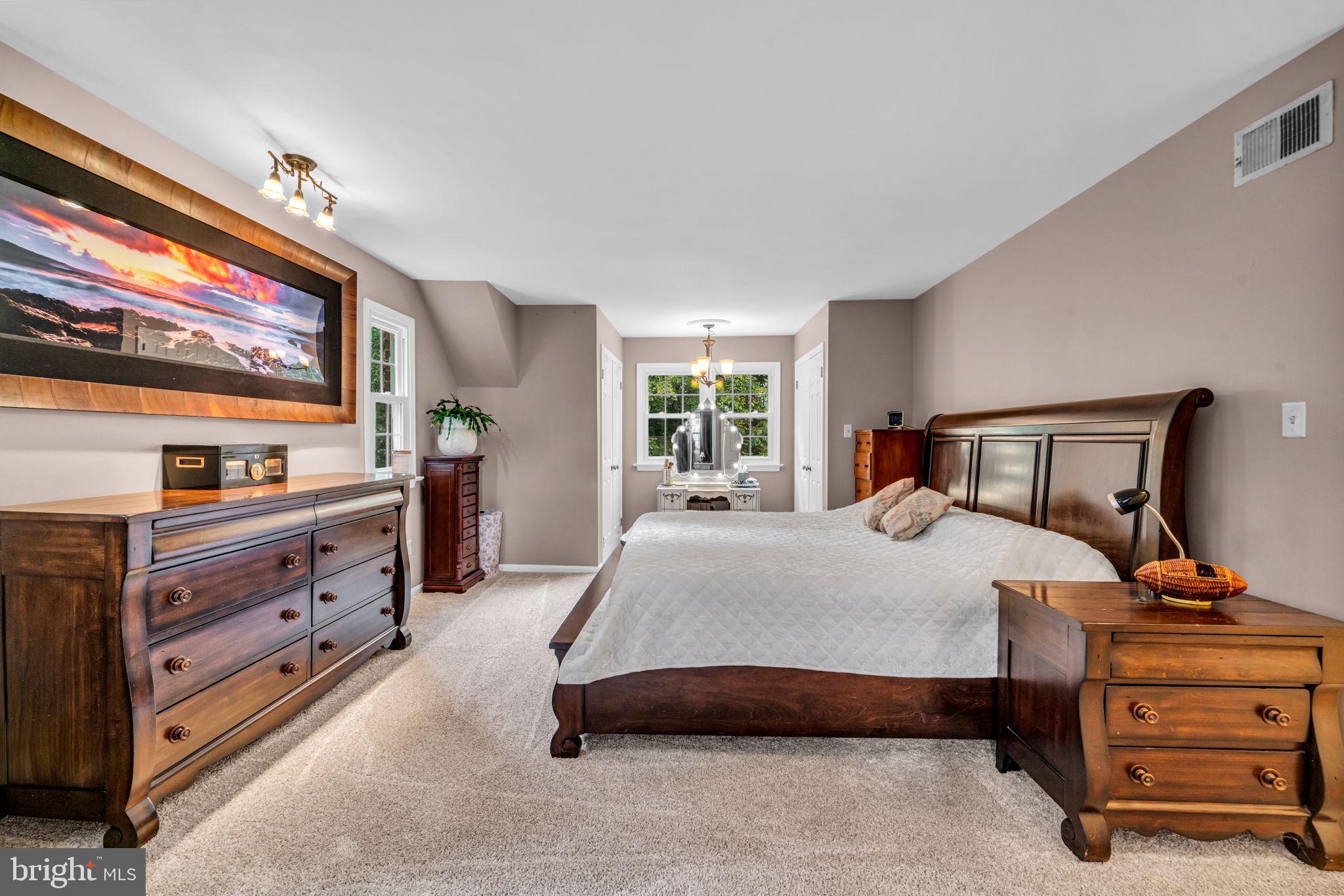 STONEHENGE - Residential