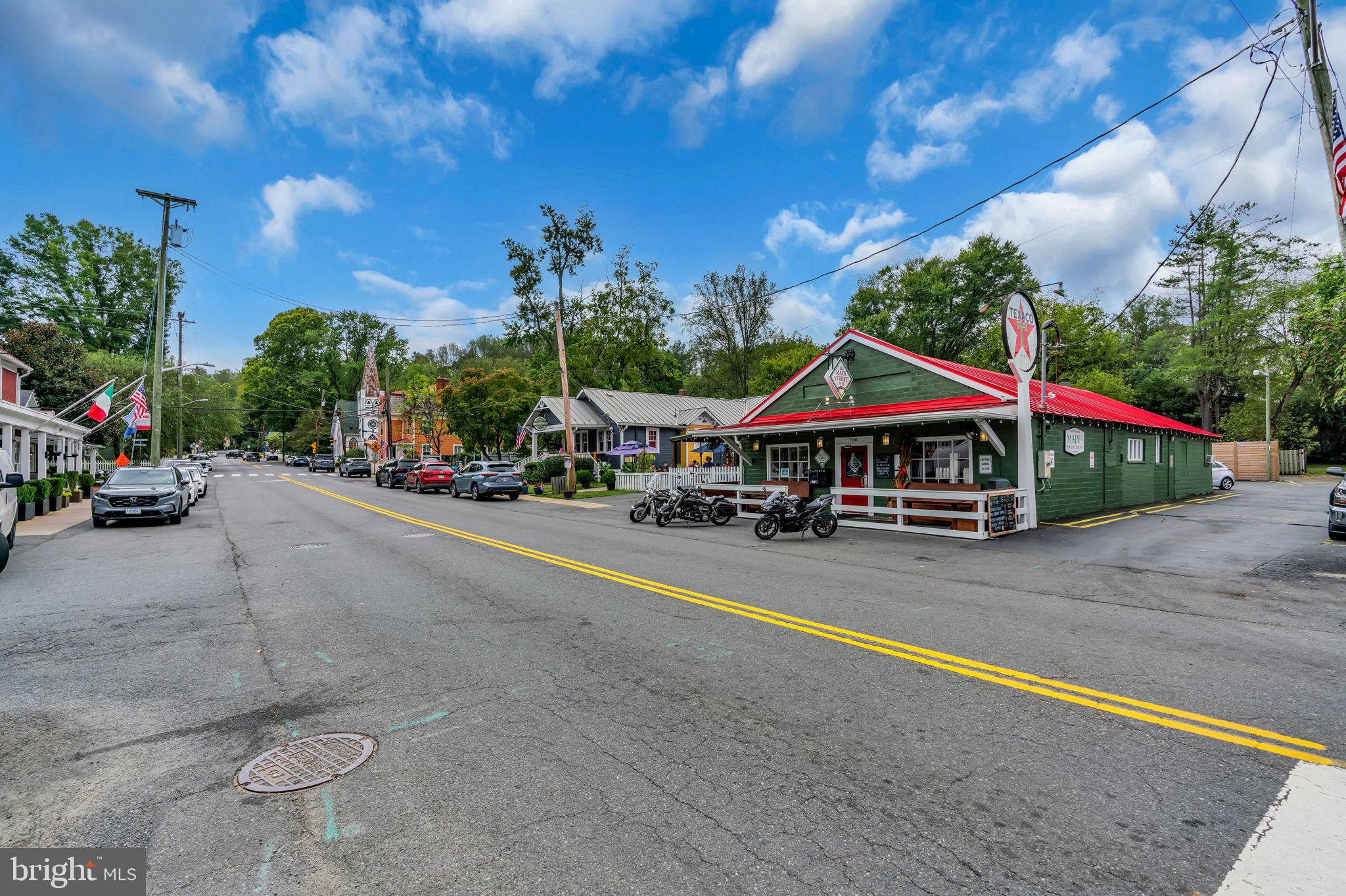 STONEHENGE - Residential