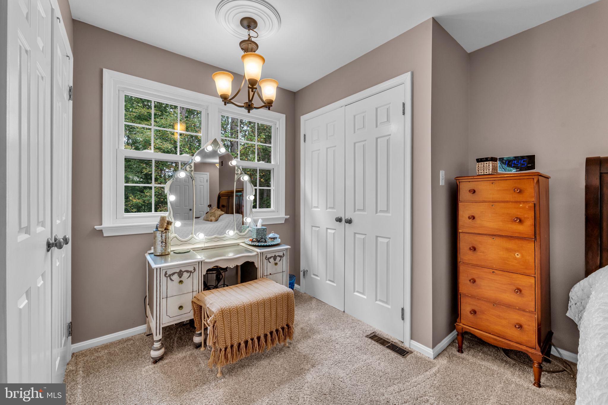 STONEHENGE - Residential