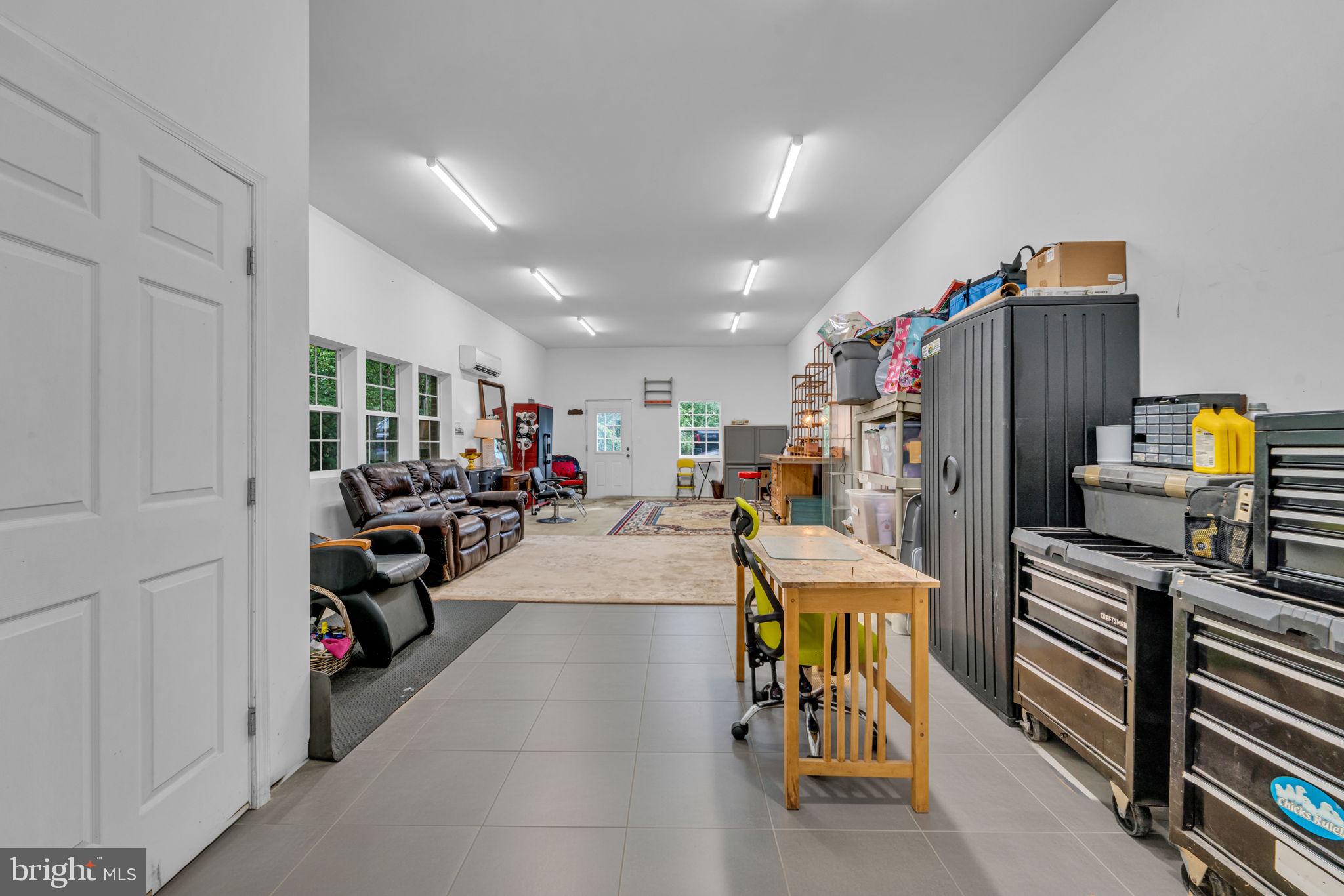 STONEHENGE - Residential