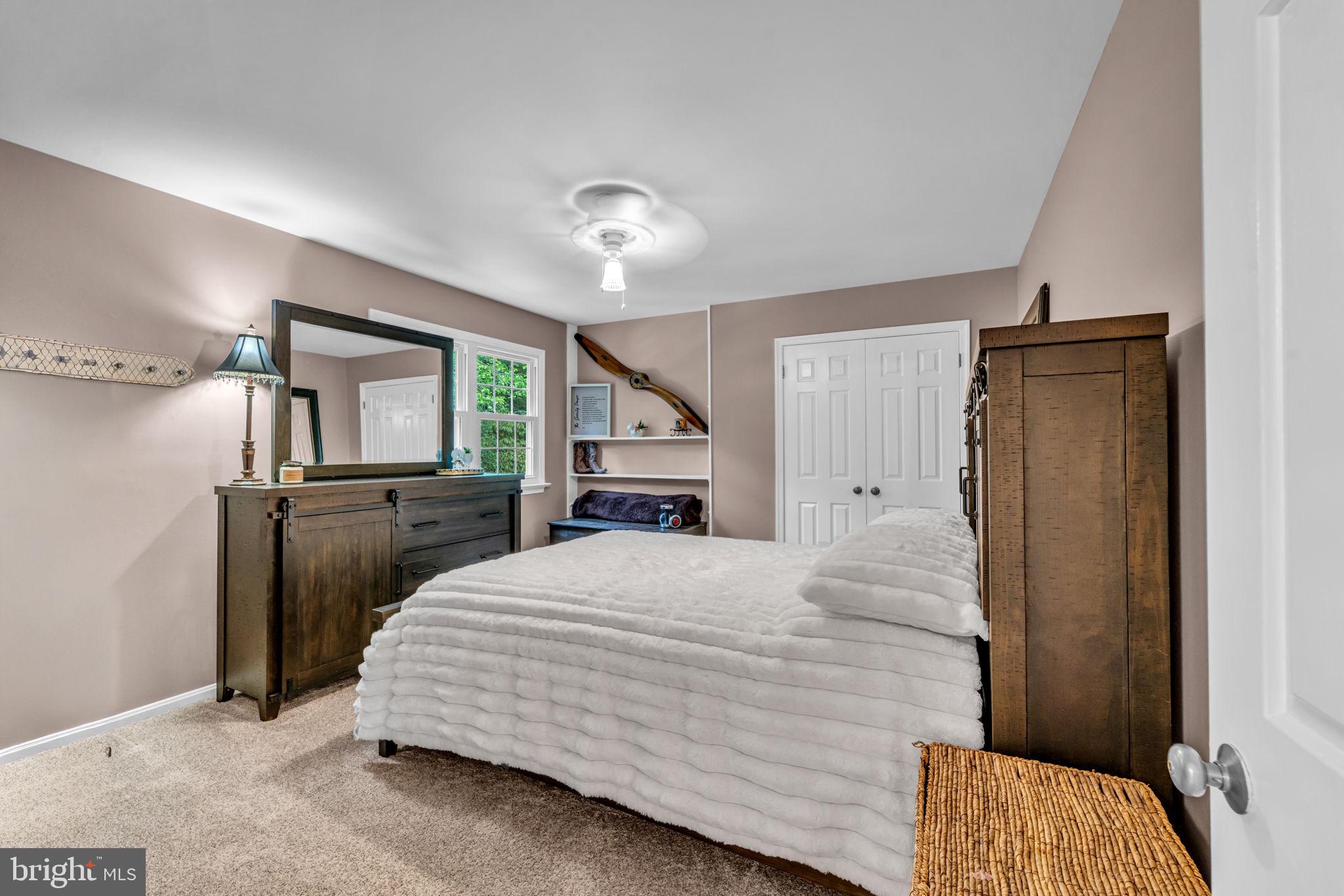 STONEHENGE - Residential