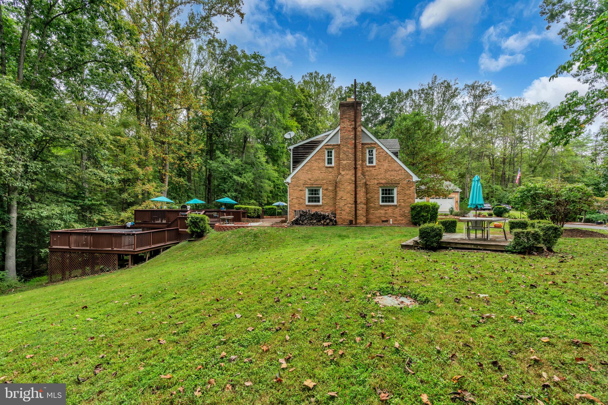 STONEHENGE - Residential