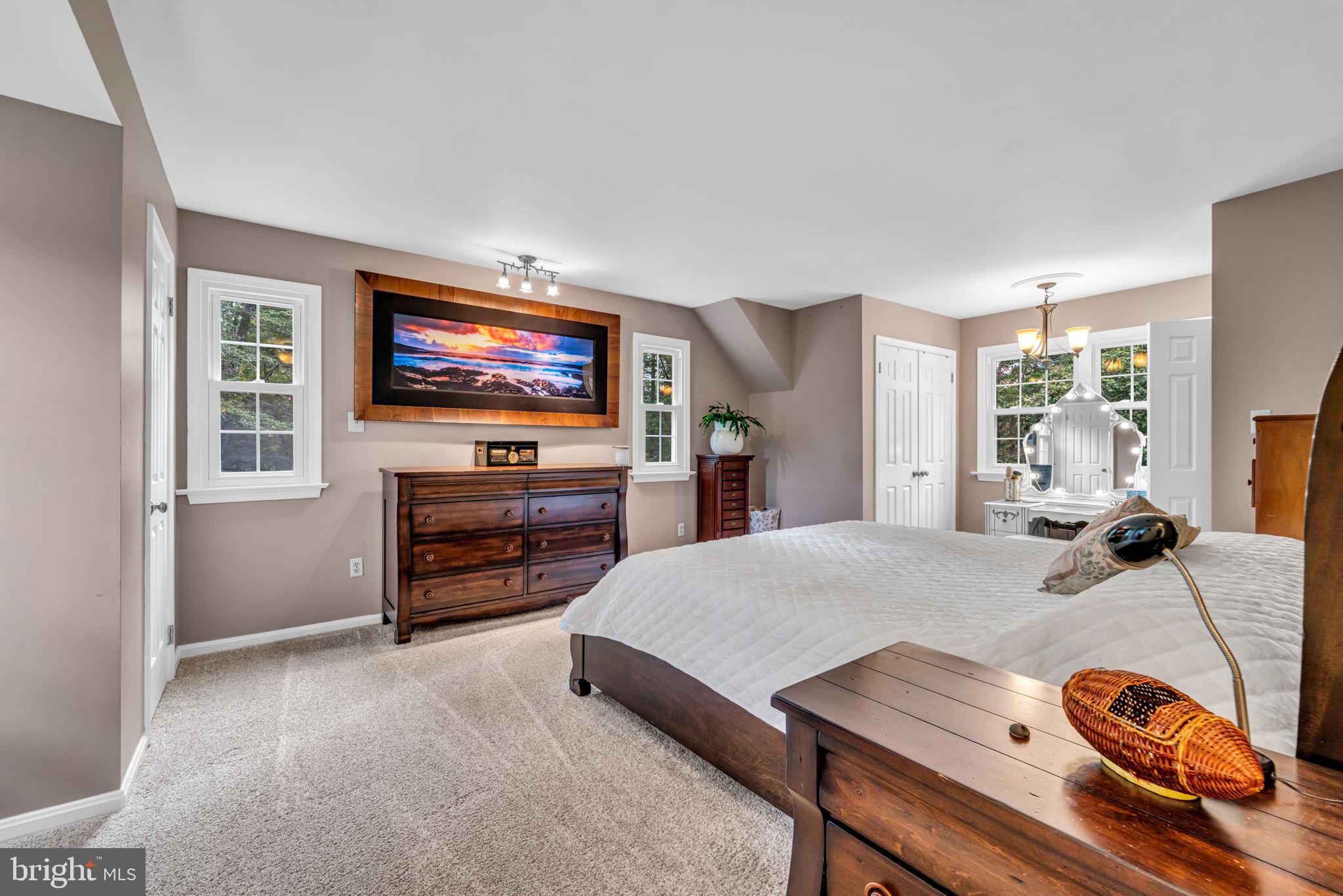 STONEHENGE - Residential