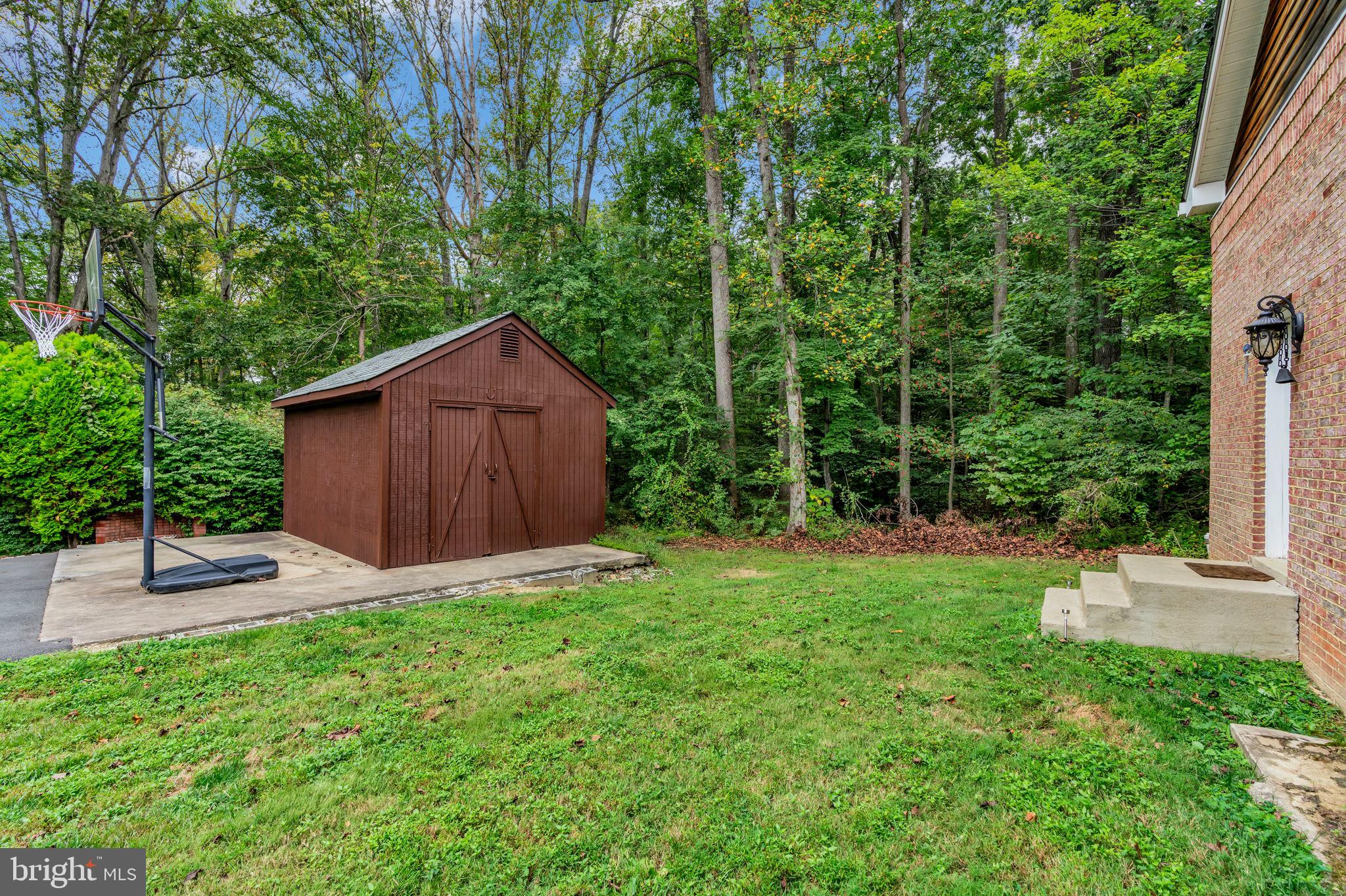 STONEHENGE - Residential