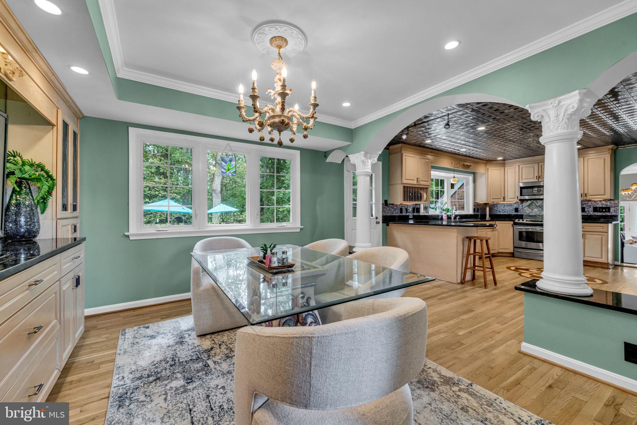 STONEHENGE - Residential