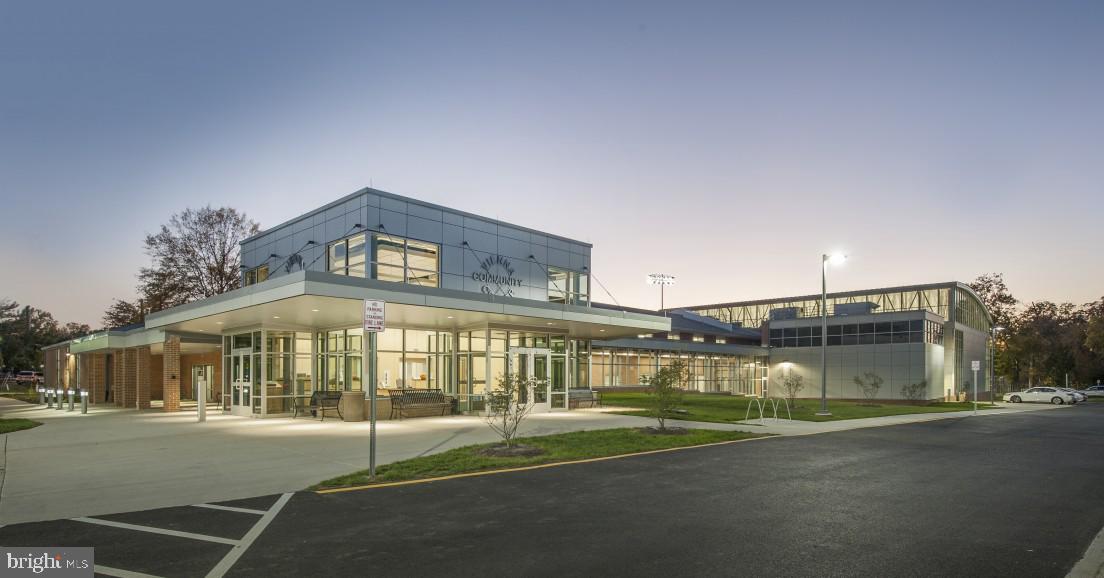 VIENNA HILLS - Residential