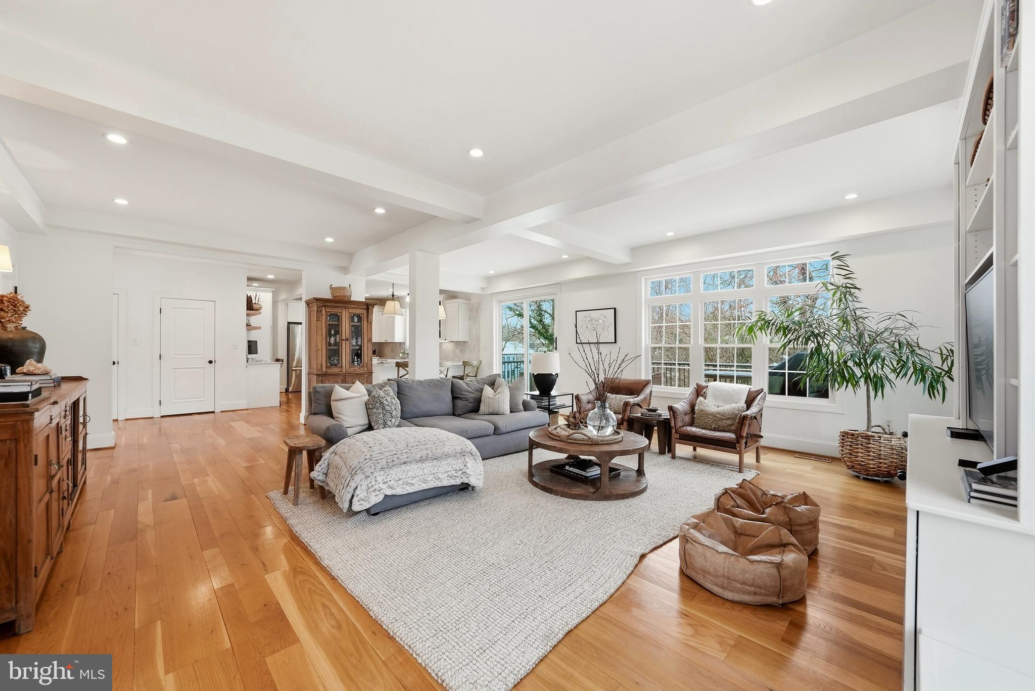 VIENNA HILLS - Residential