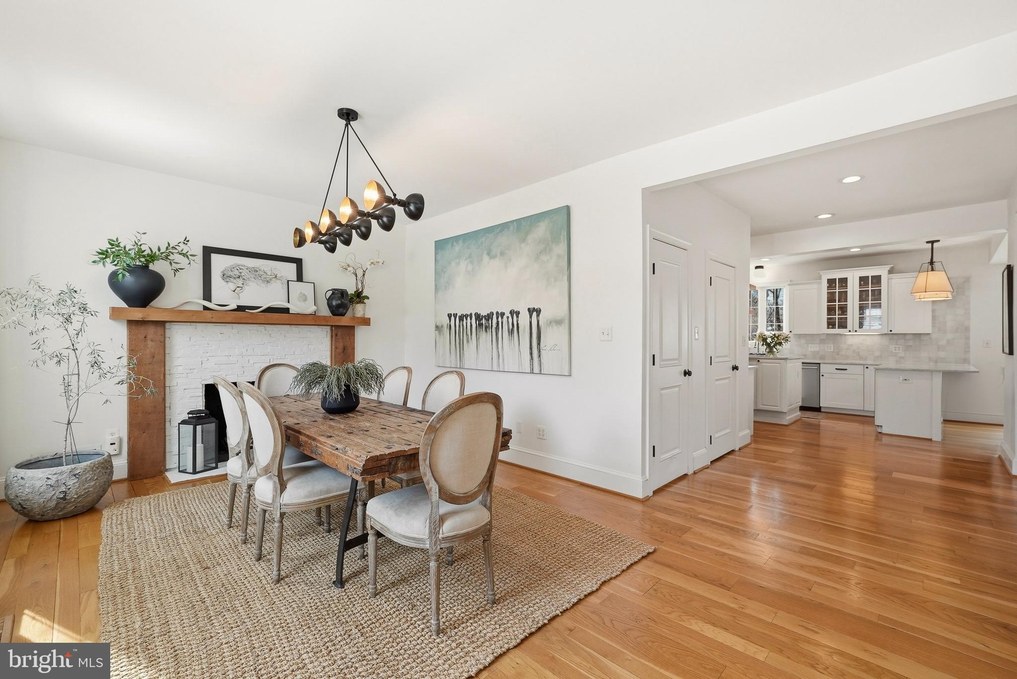 VIENNA HILLS - Residential