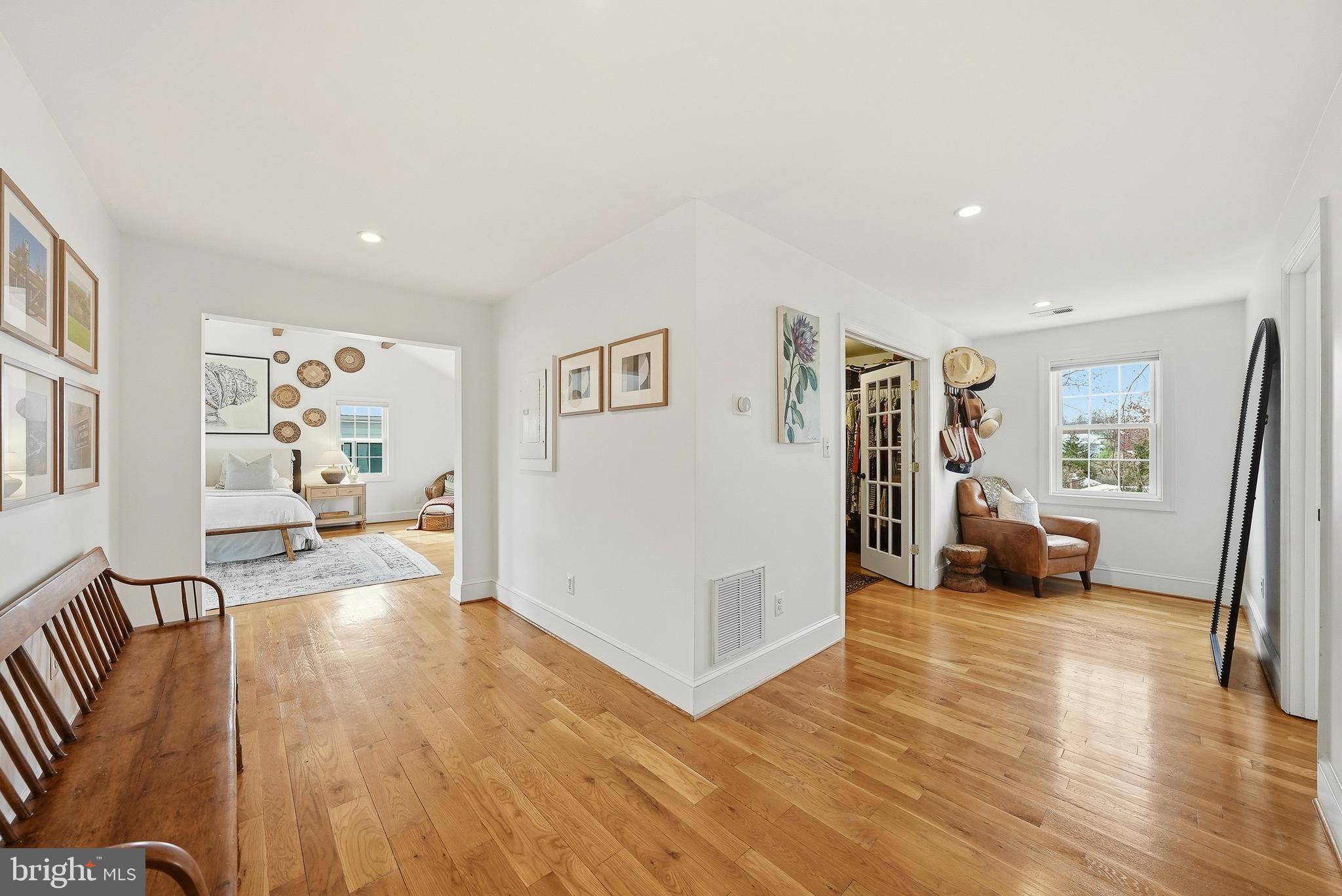 VIENNA HILLS - Residential