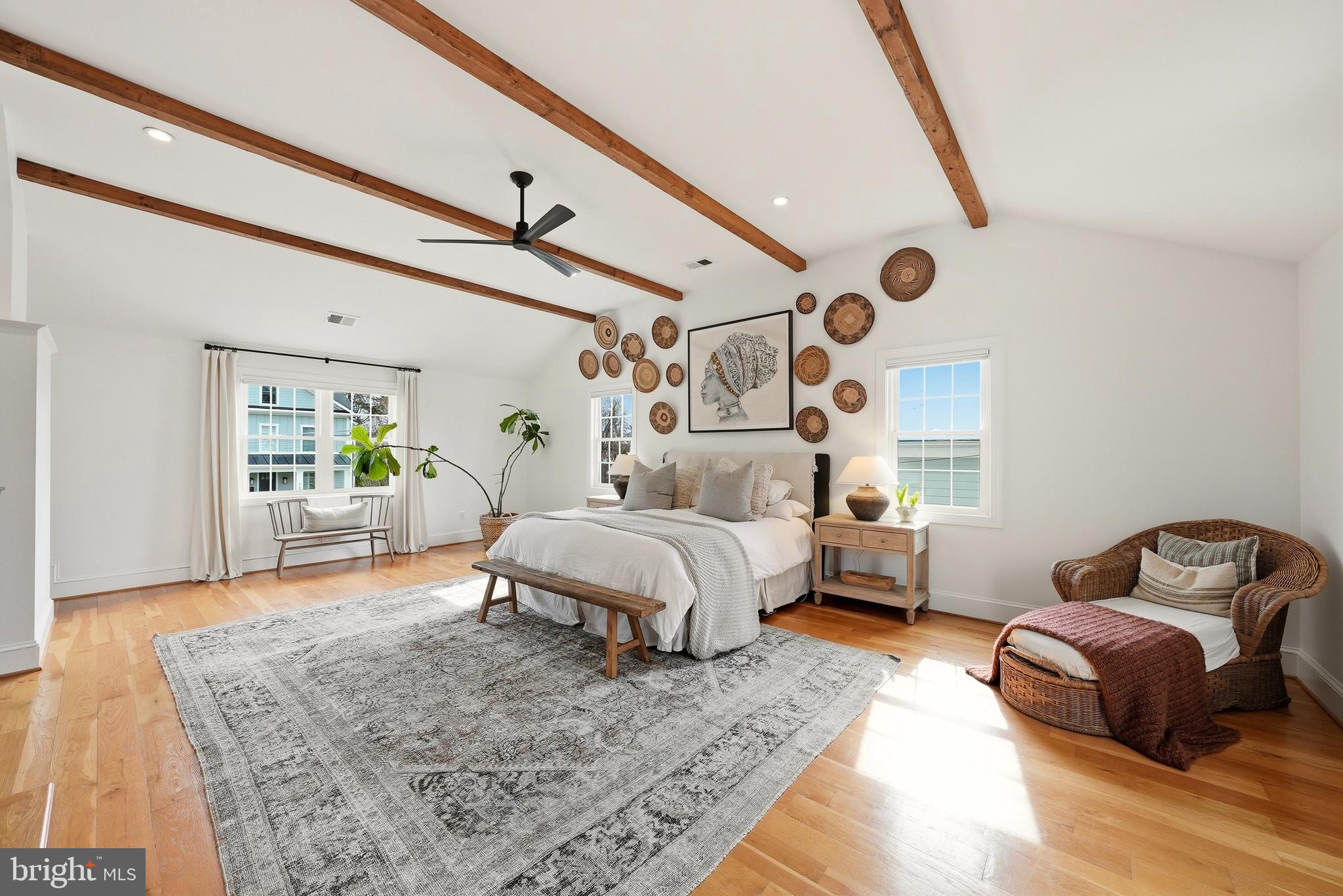 VIENNA HILLS - Residential