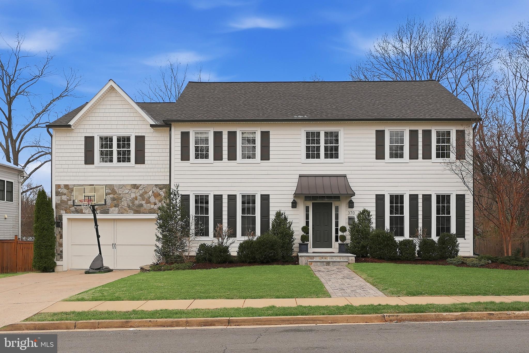 VIENNA HILLS - Residential