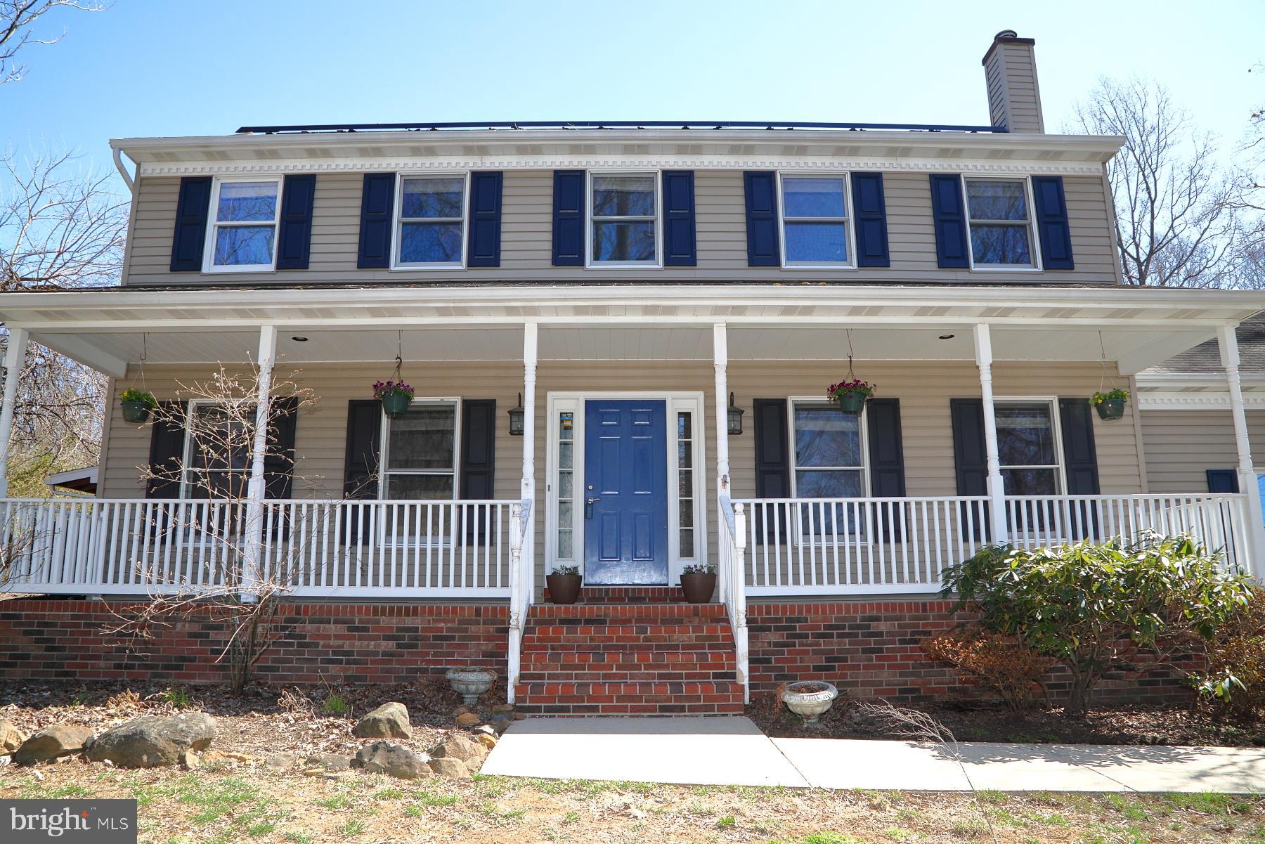 COUNTRY CROSSING - Residential