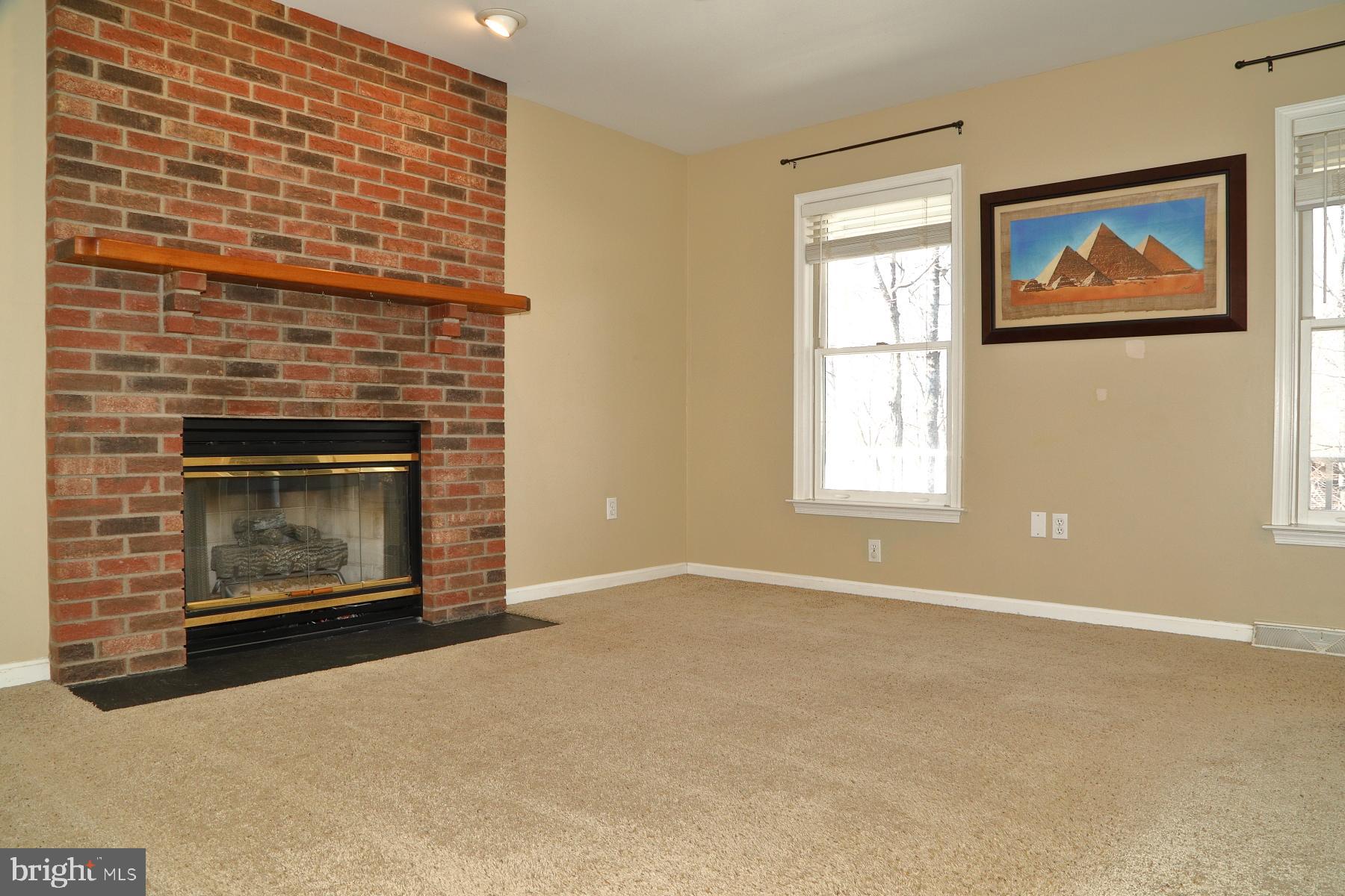 COUNTRY CROSSING - Residential