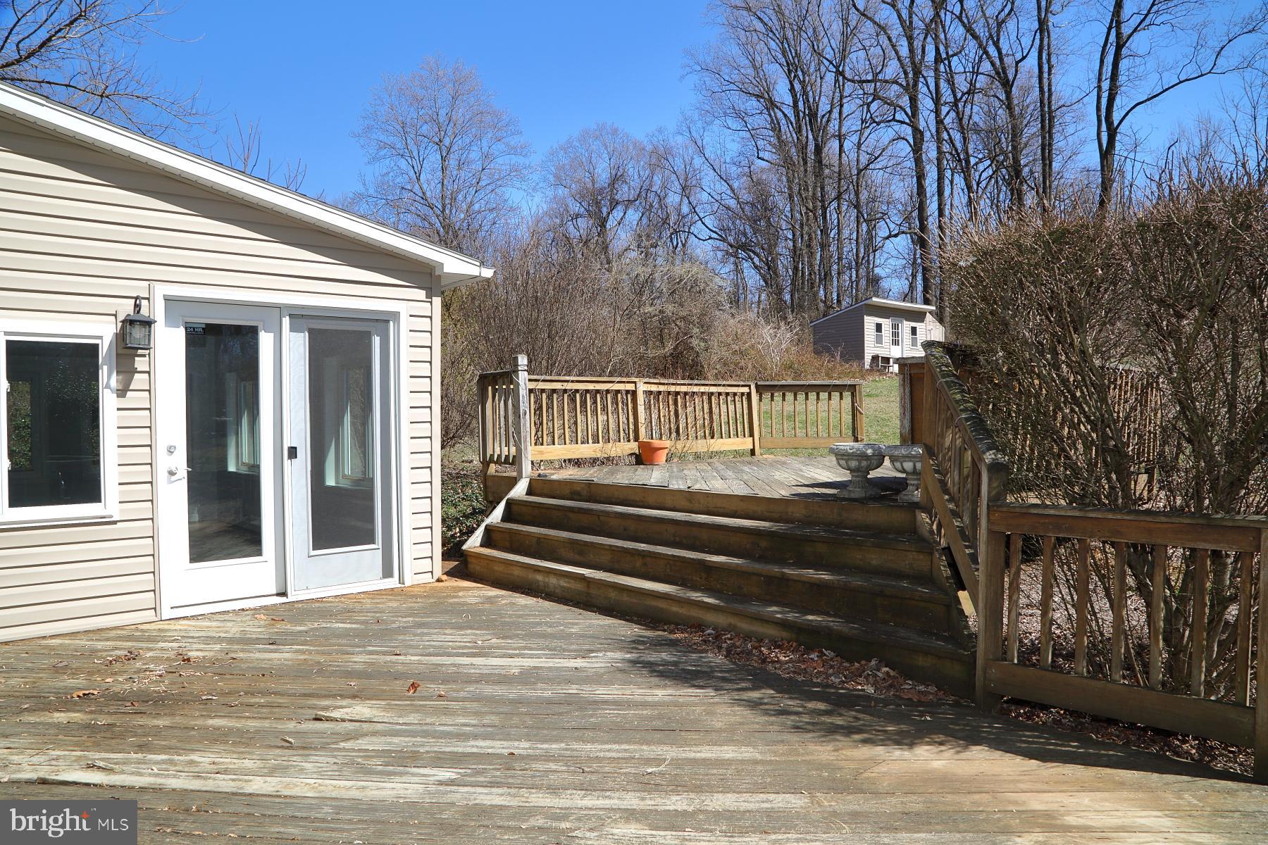 COUNTRY CROSSING - Residential