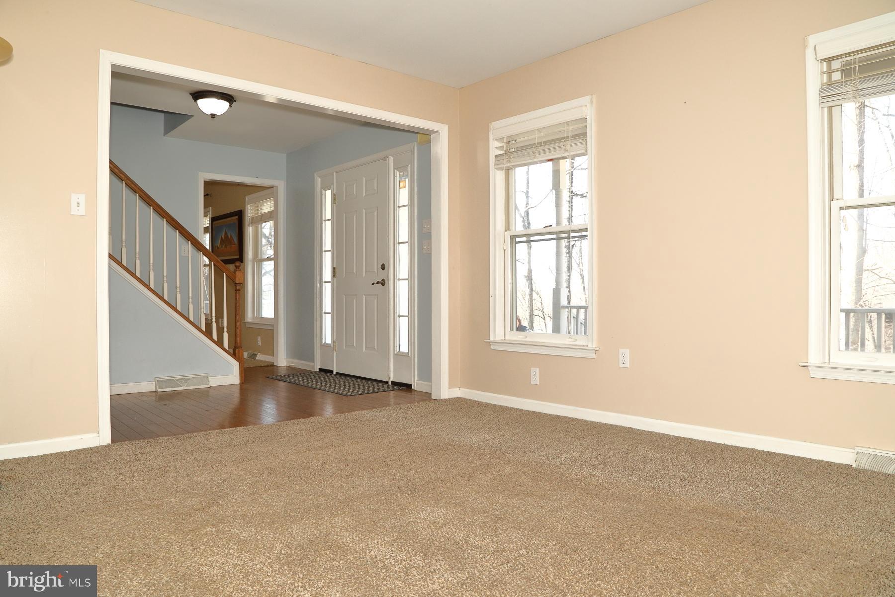 COUNTRY CROSSING - Residential