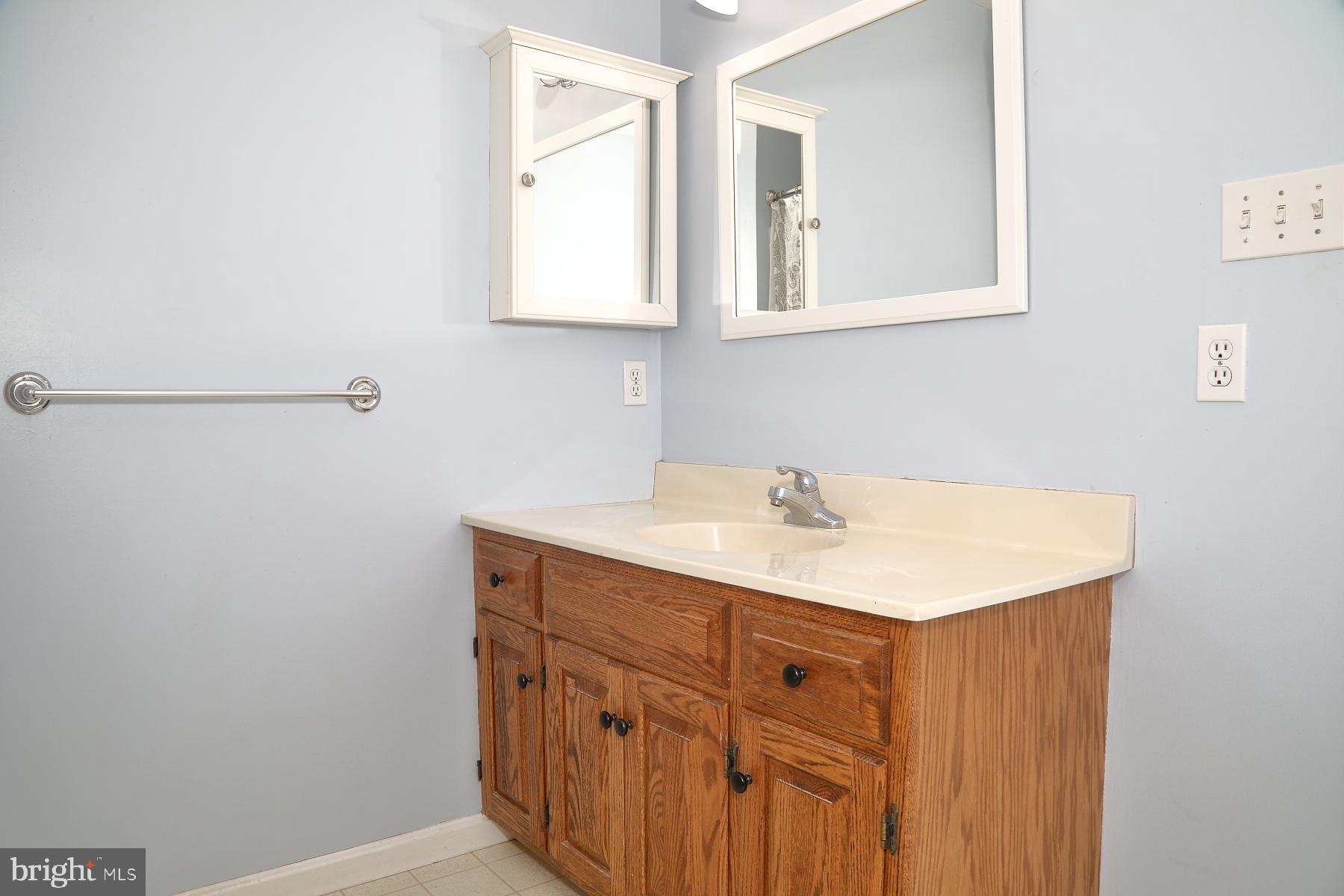 COUNTRY CROSSING - Residential